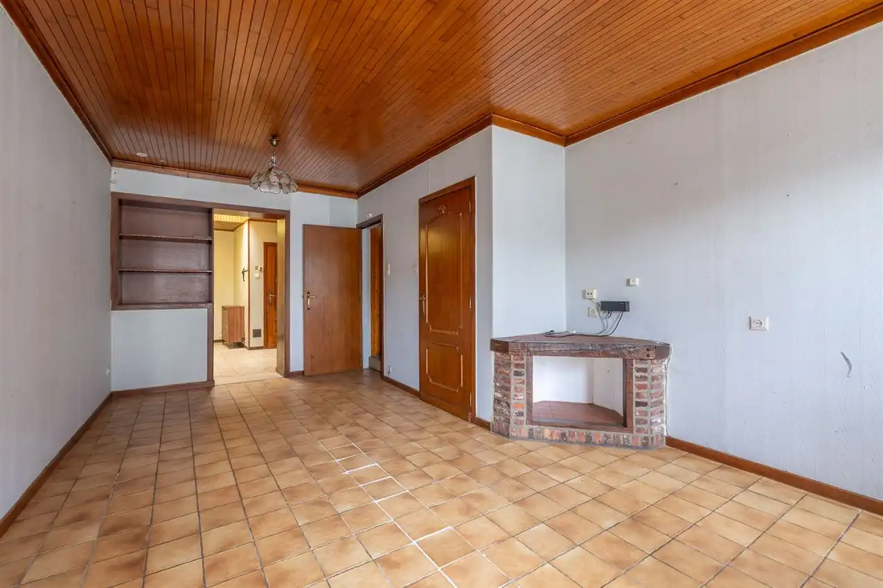 Op te frissen rijwoning in het centrum foto 4