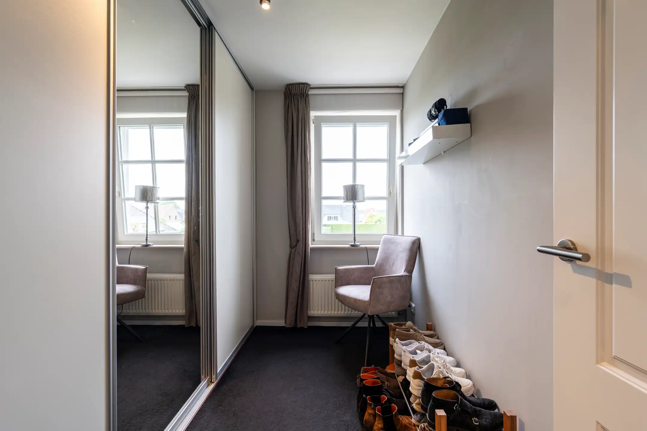 Energiezuinige villa met zwembad, poolhouse & gastenverblijf foto 17
