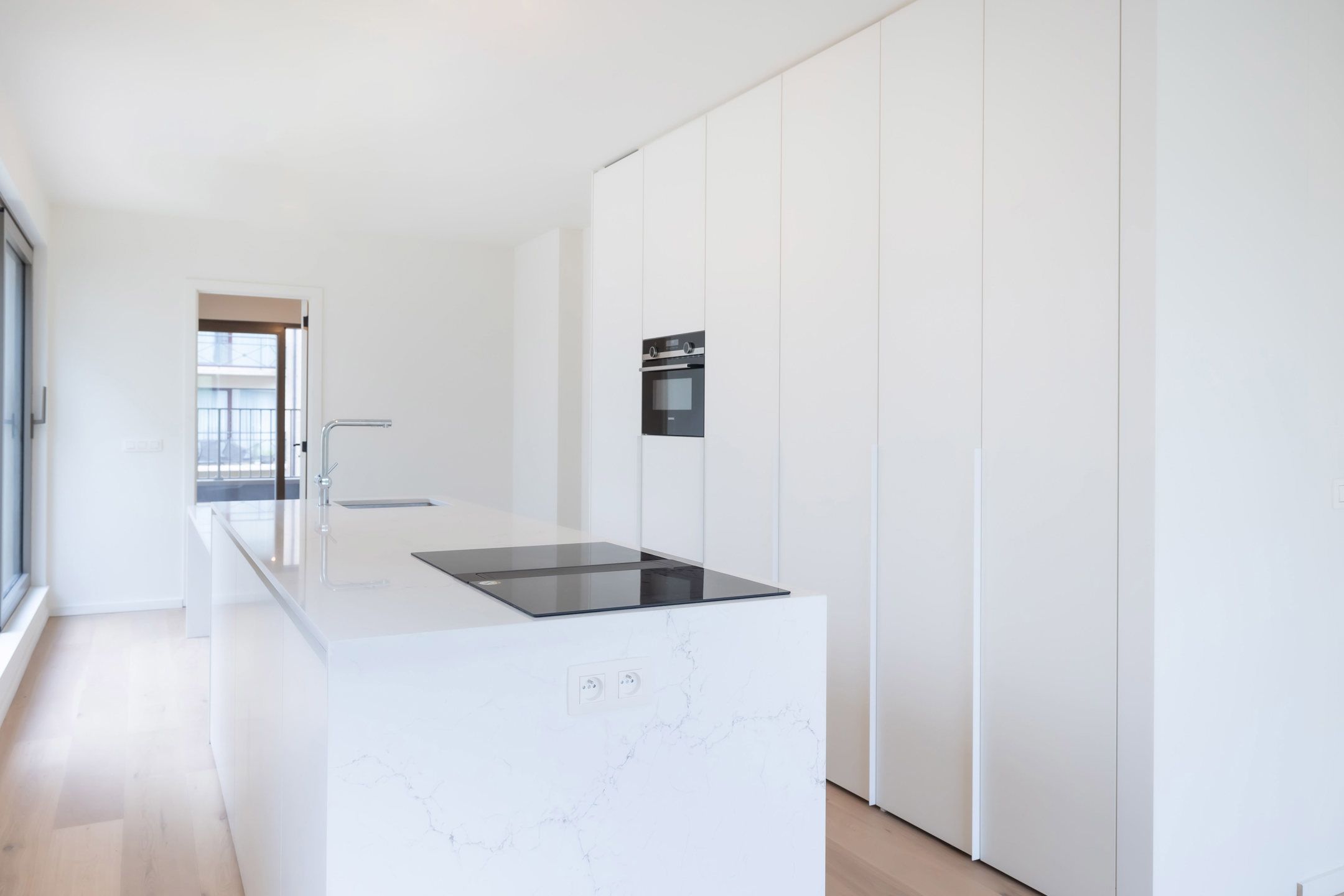 Prachtig nieuw appartement 2 slaapkamers + 3 terrassen  foto 5