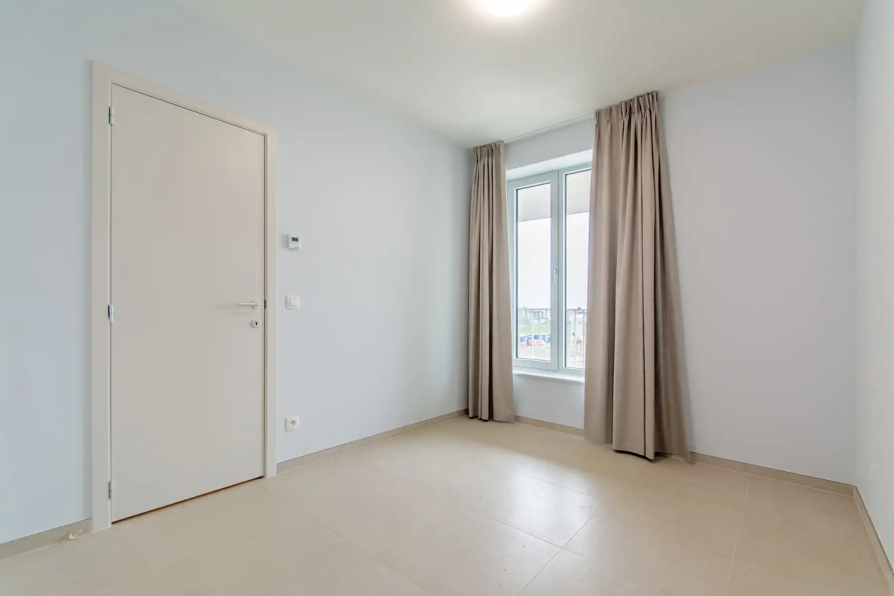 Lichtrijk nieuwbouwappartement met 2 slaapkamers en terras foto 9