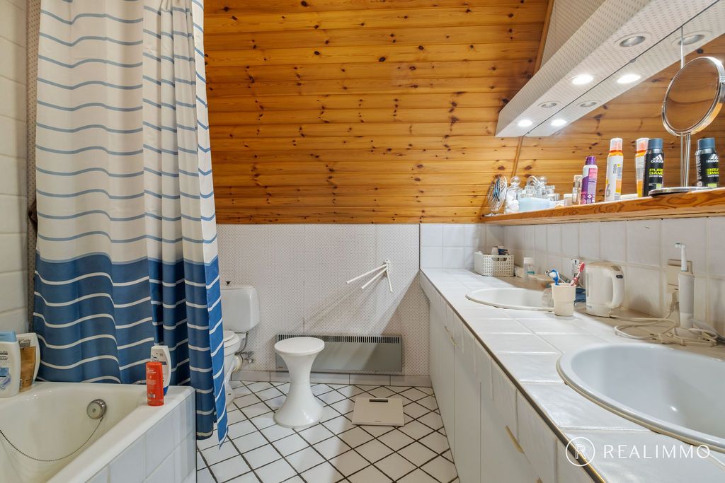 Karaktervolle rustig gelegen woning in Waarmaarde foto 20