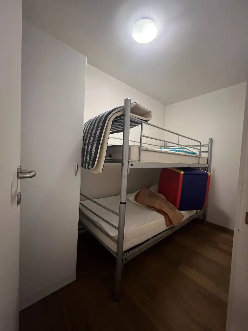 Instapklaar appartement met 2 slaapkamers en dakterras in Oostende foto 17