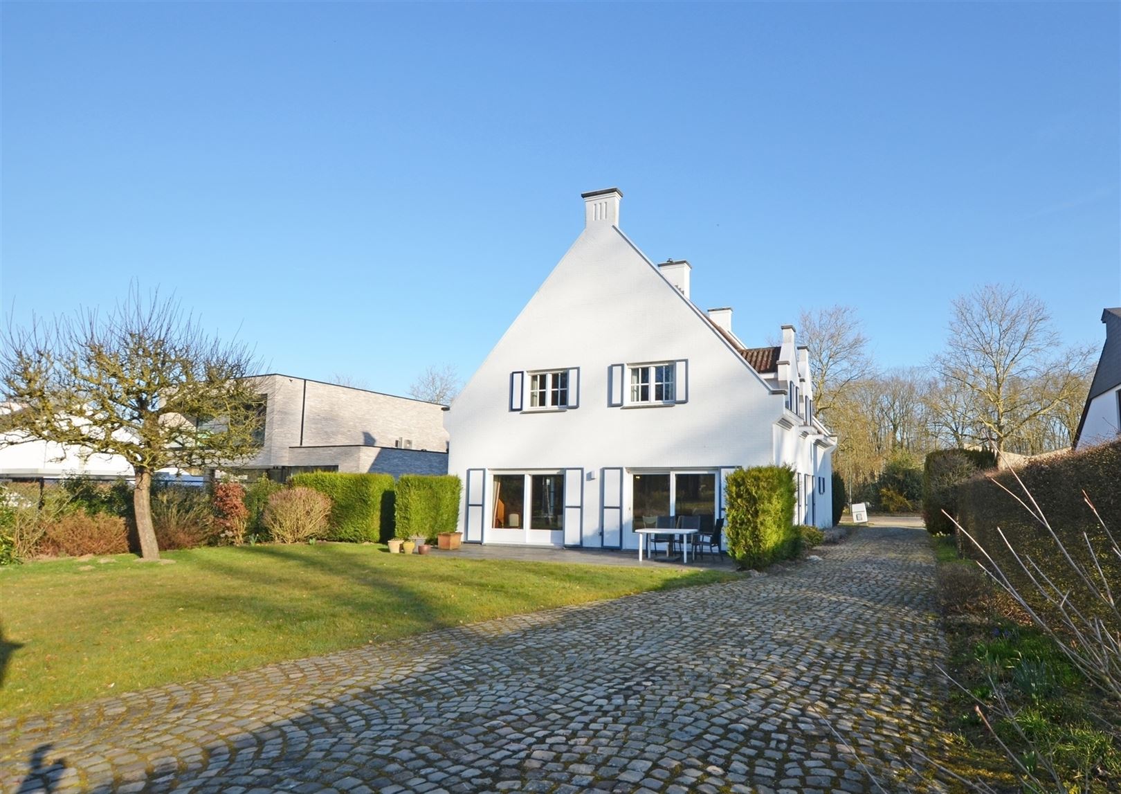 Klassieke op te frissen villa op fietsafstand van de stad foto 23