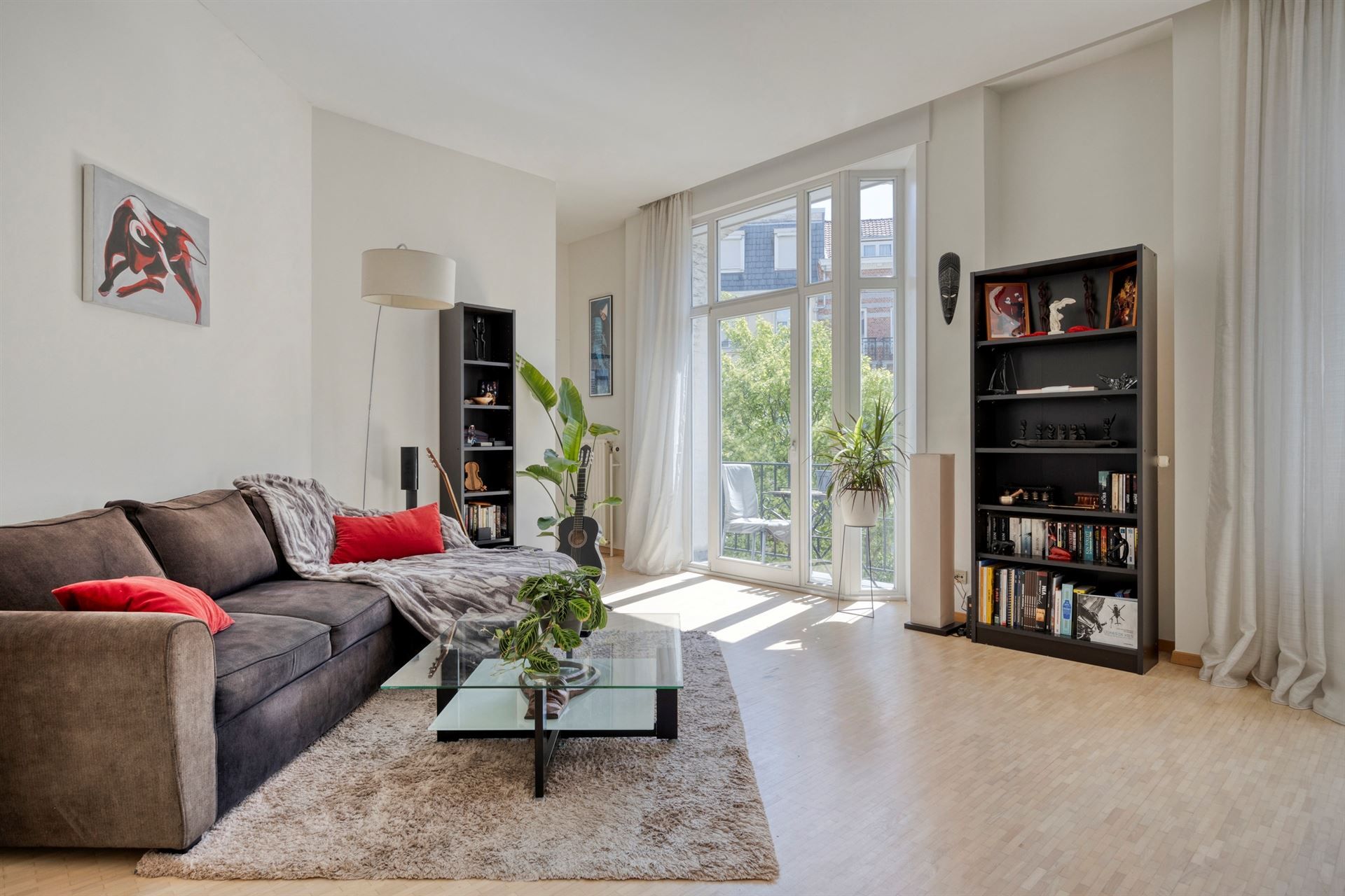 Prachtig 2-slaapkamers appartement nabij Louizalaan foto 6