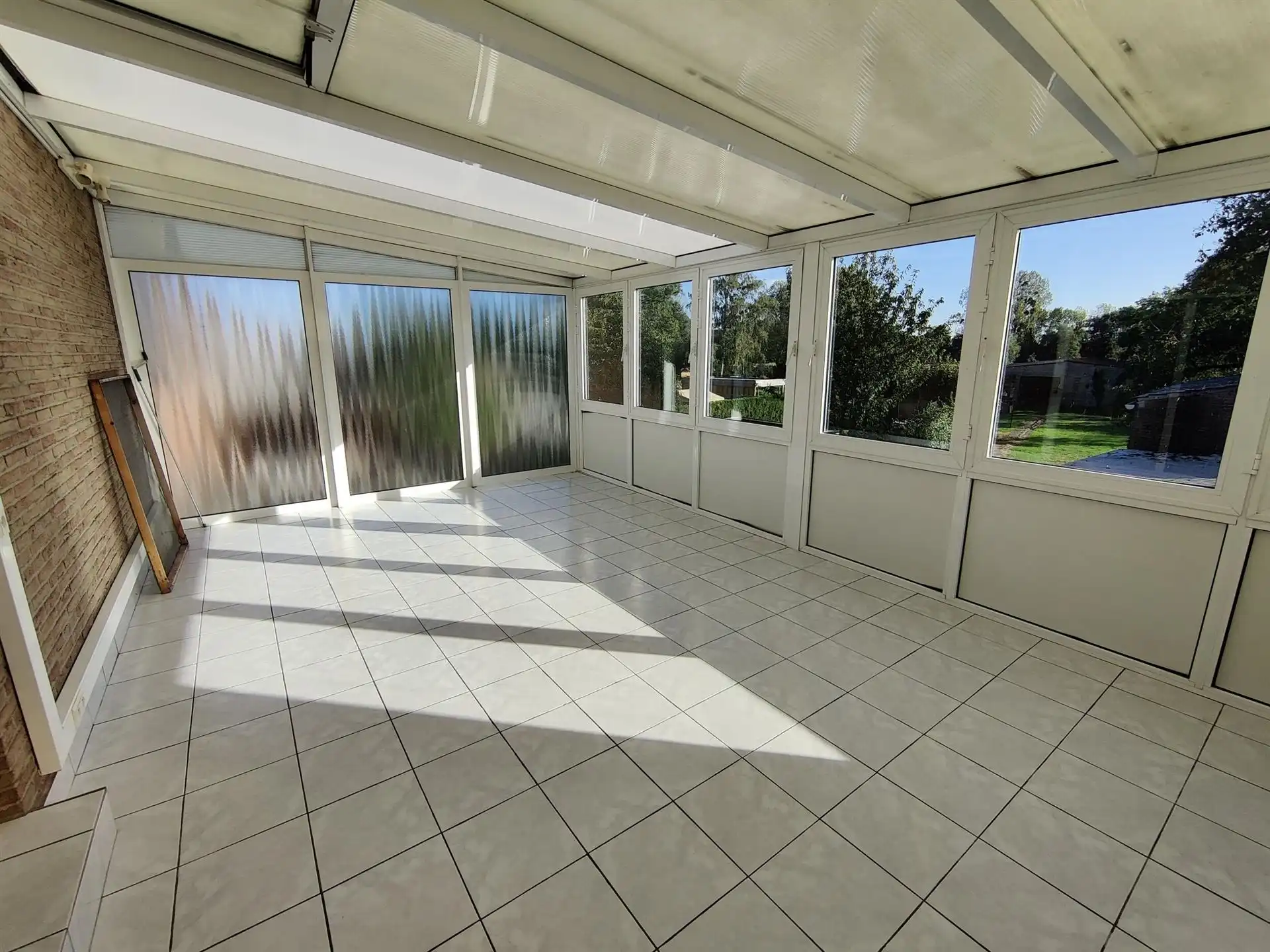Renovatiewoning met 3 slaapkamers foto 9
