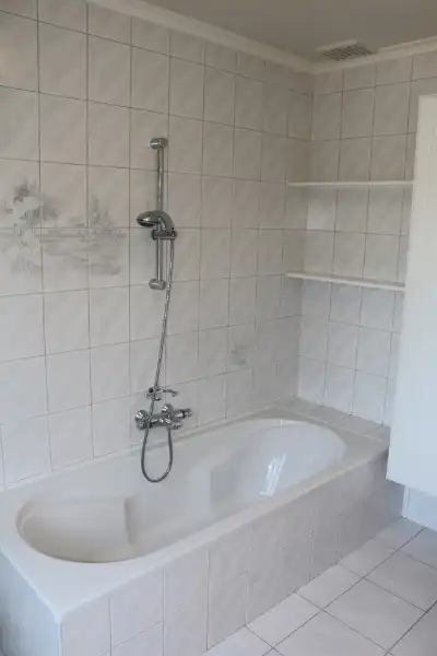 Instapklare gezinswoning met zonnige tuin in landelijk Schelderode foto 12