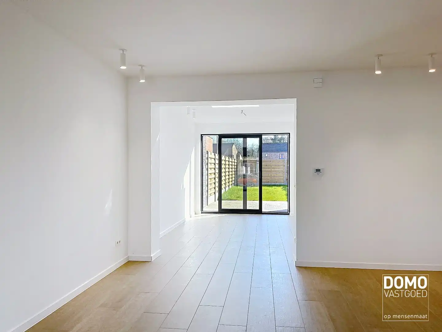 Ruimte, licht en comfort: instapklare woning met 4 slaapkamers in Kermt foto 2