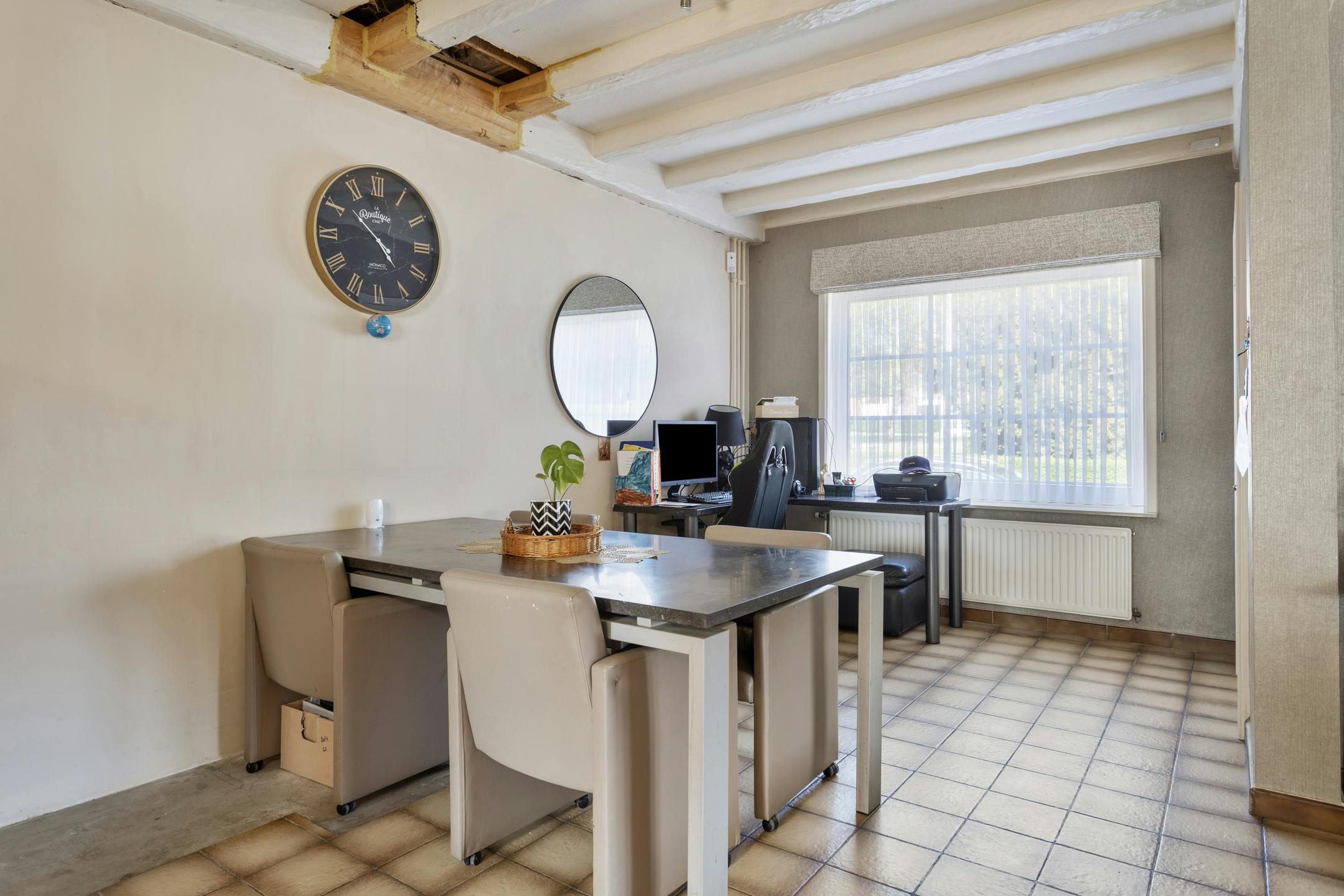 Op te frissen huis in het centrum van Kruibeke met garage foto 19