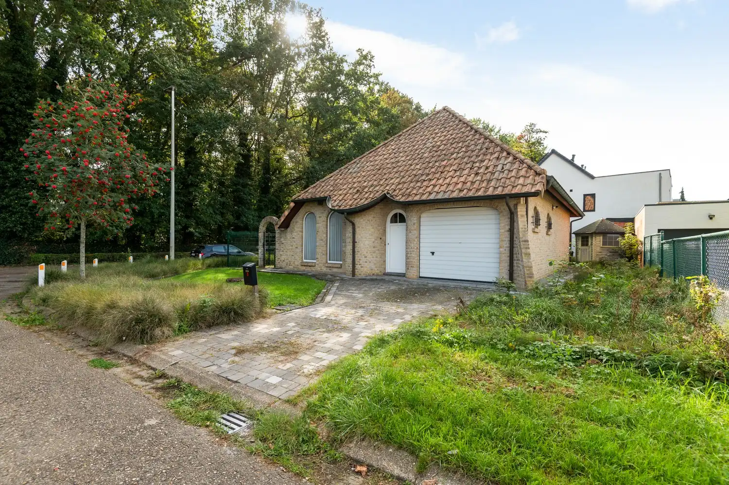 Vrijstaande woning met 2 slaapkamers, inpandige garage en tuin te Wijnegem! foto 18