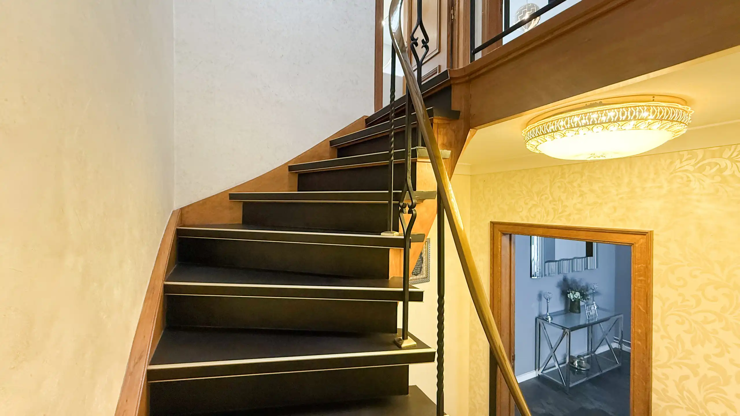 Volledig gerenoveerde woning met 3 slpks + garage en tuin! foto 24