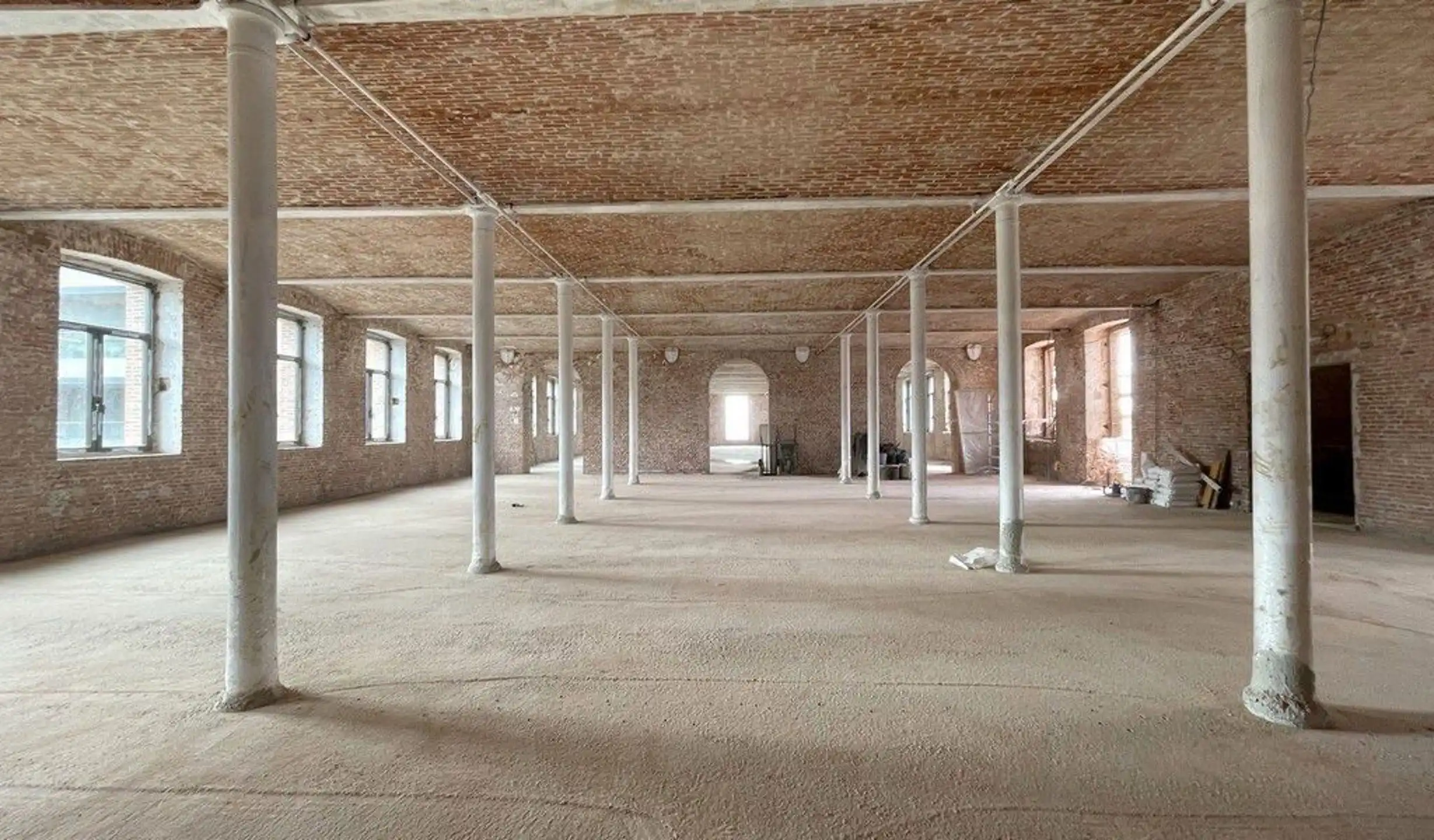 Mechelen-Zuid: moderne kantoren  1.750 m² in historisch pand foto 2