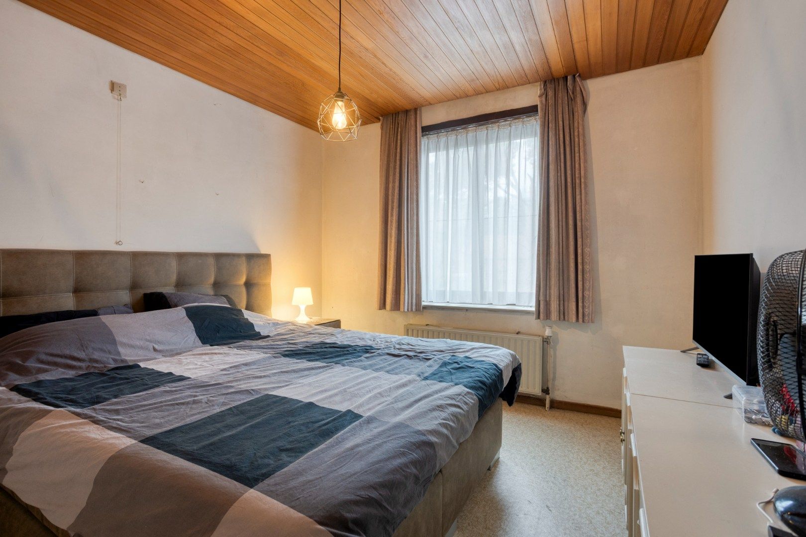 Instapklare charmante woning met 4 slpks, gelegen op een perceel van 438m² !  foto 9