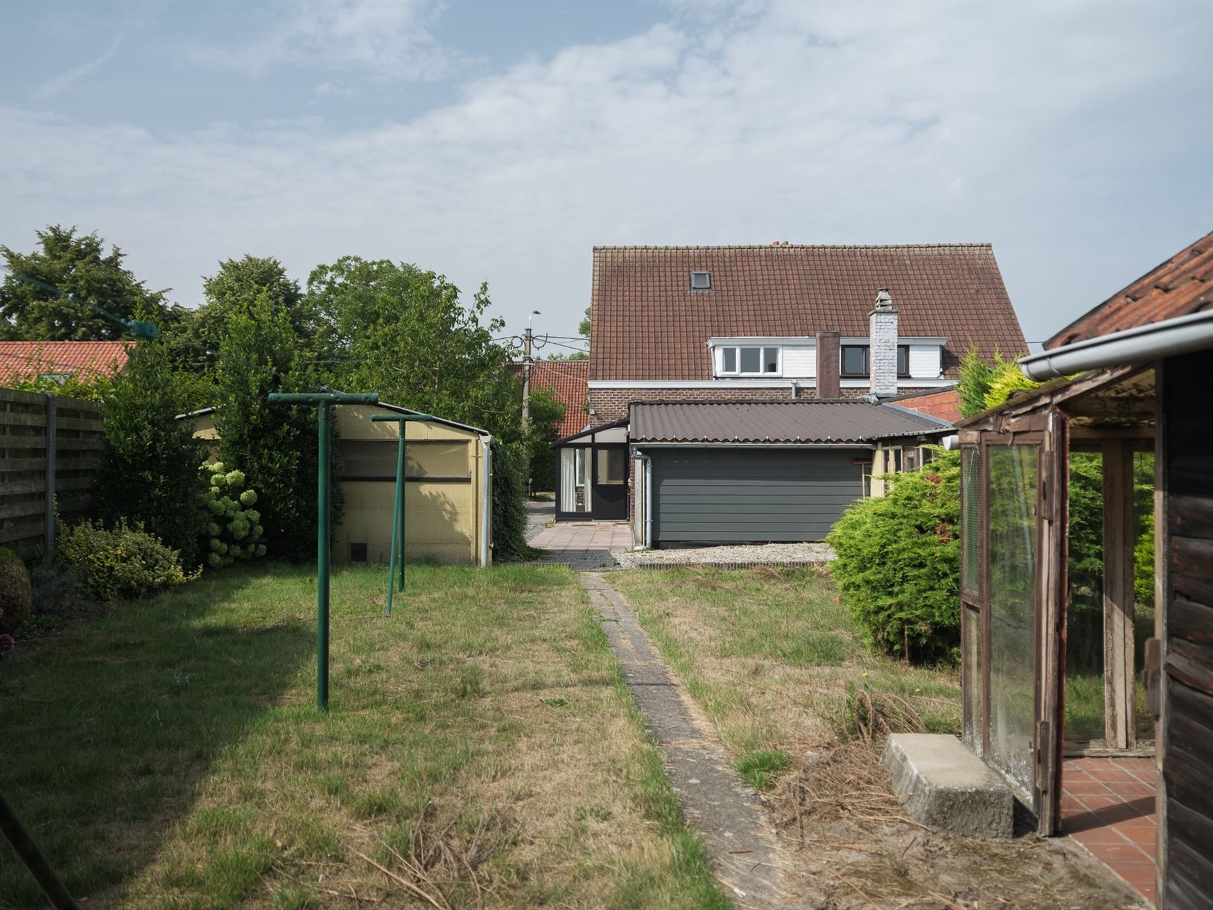 Halfopen renovatieparel in hartje Sint-Martens-Latem foto 6