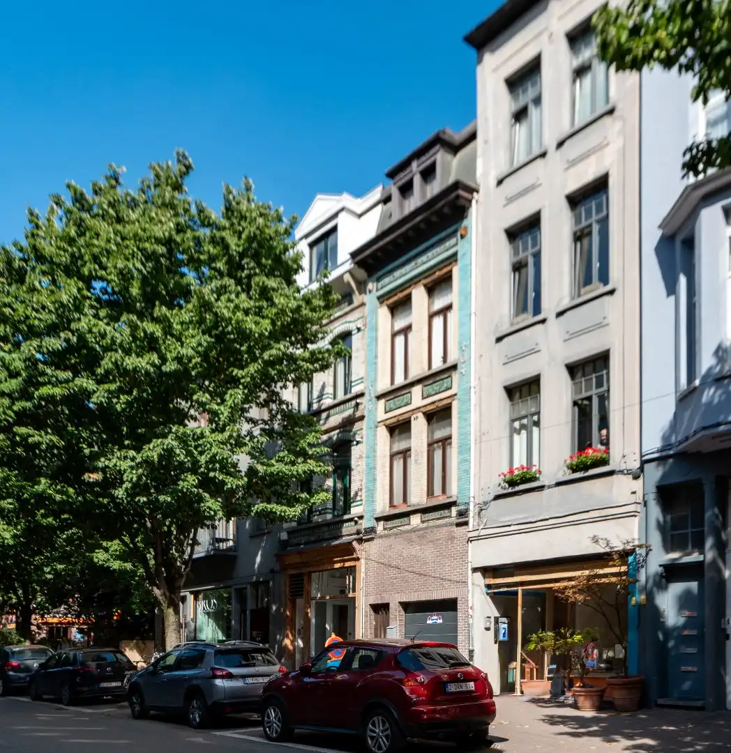 Karaktervolle te renoveren stadswoning in de Kloosterstraat foto 2