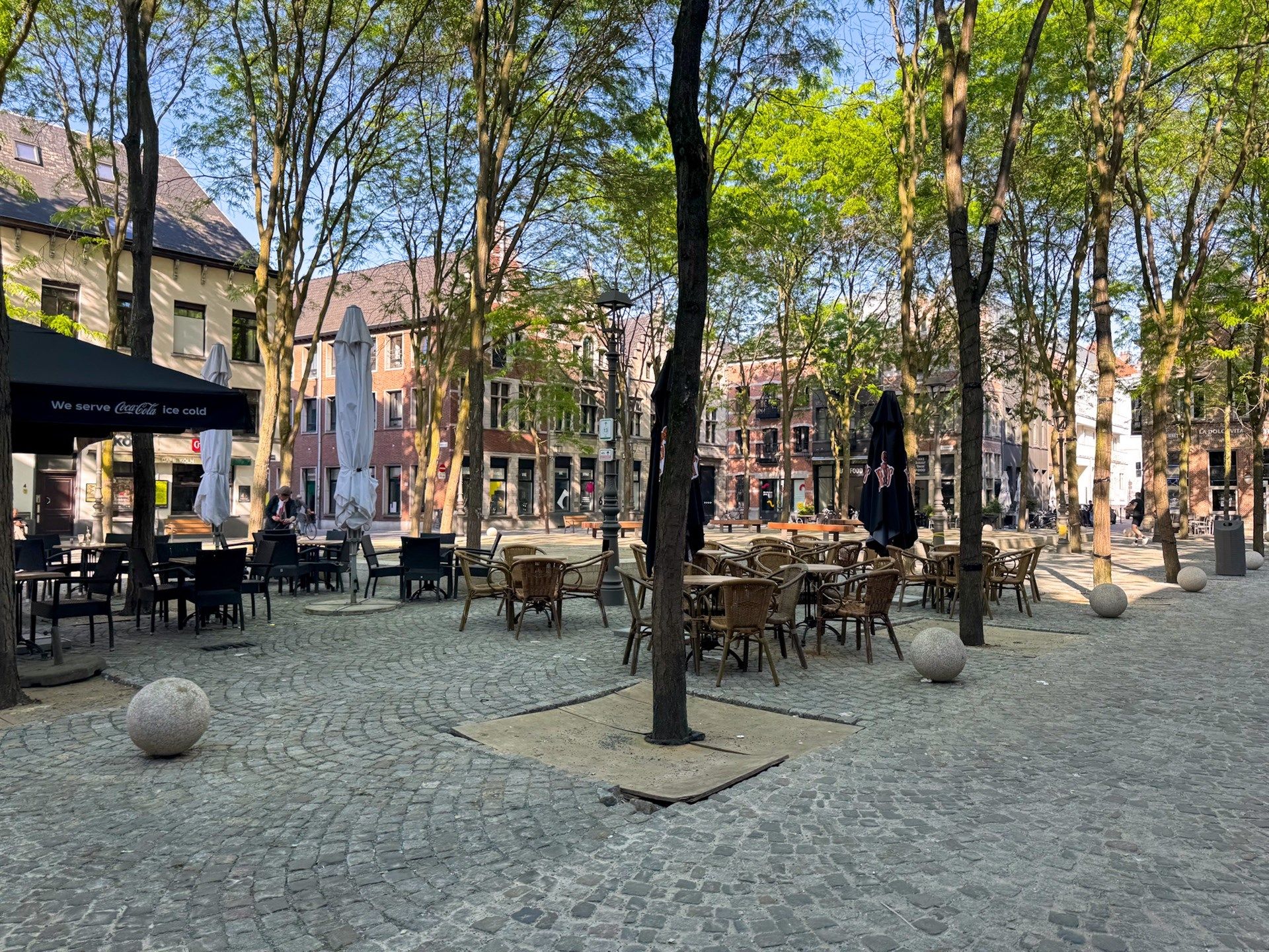 Knus appartement in gezellige buurt nabij Paardenmarkt! foto 6