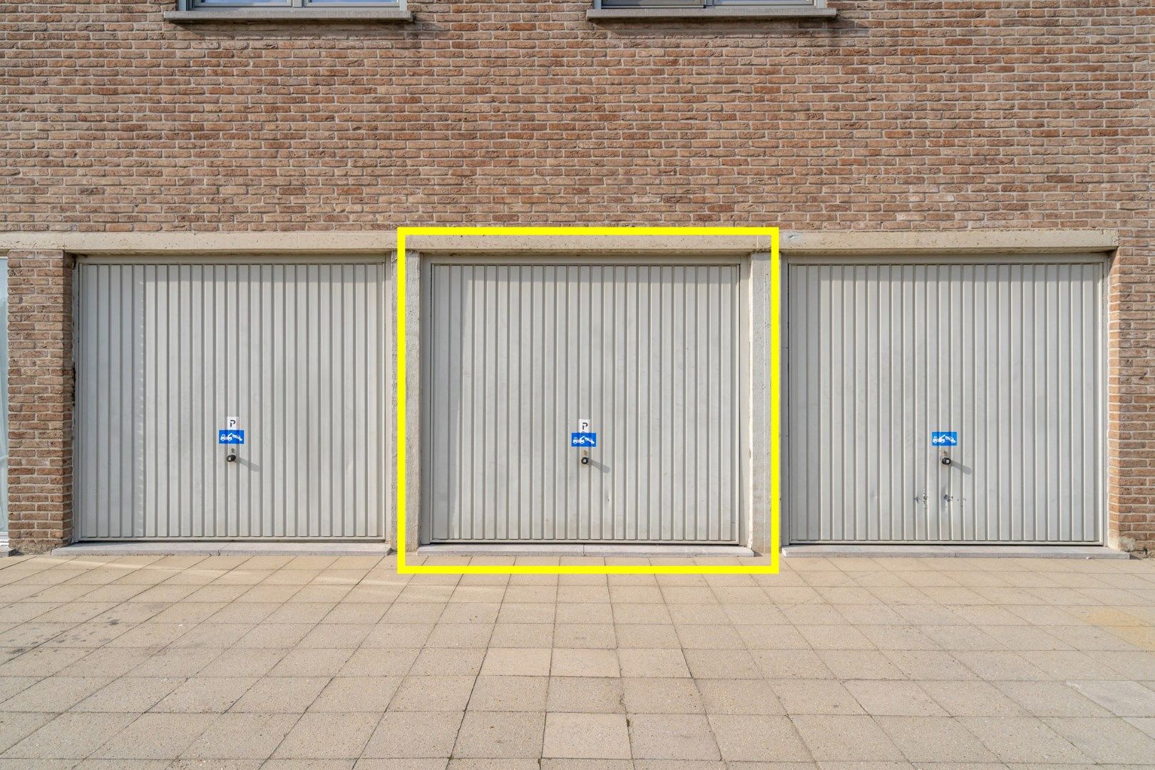 Ruim gelijkvloersappartement met 2 slaapkamers en individuele garage foto 20