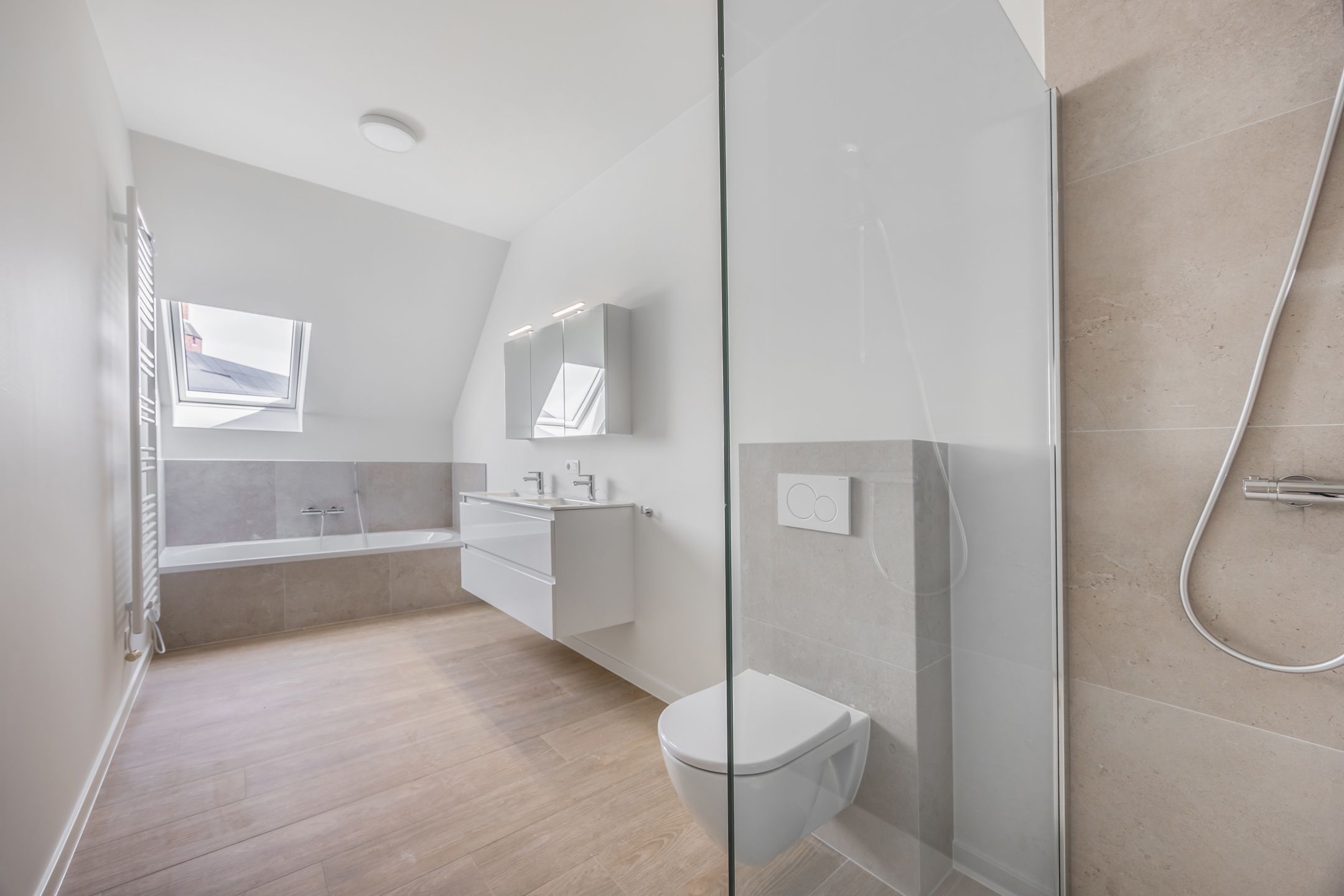 Luxueus en energiezuinig wonen in het dorp van Oostmalle. foto 26