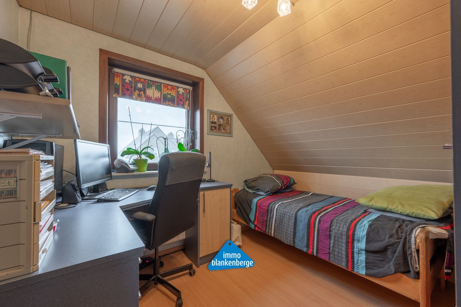 Ruime villa met zonnige tuin en moderne veranda op wandelafstand van de zee foto 24