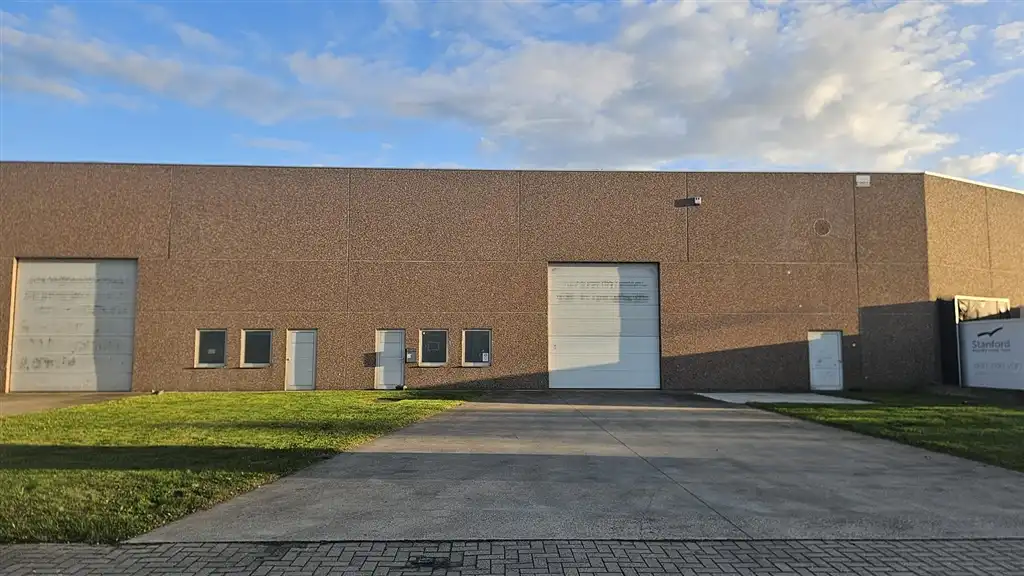 Industriële units te koop of te huur te Temse foto 2