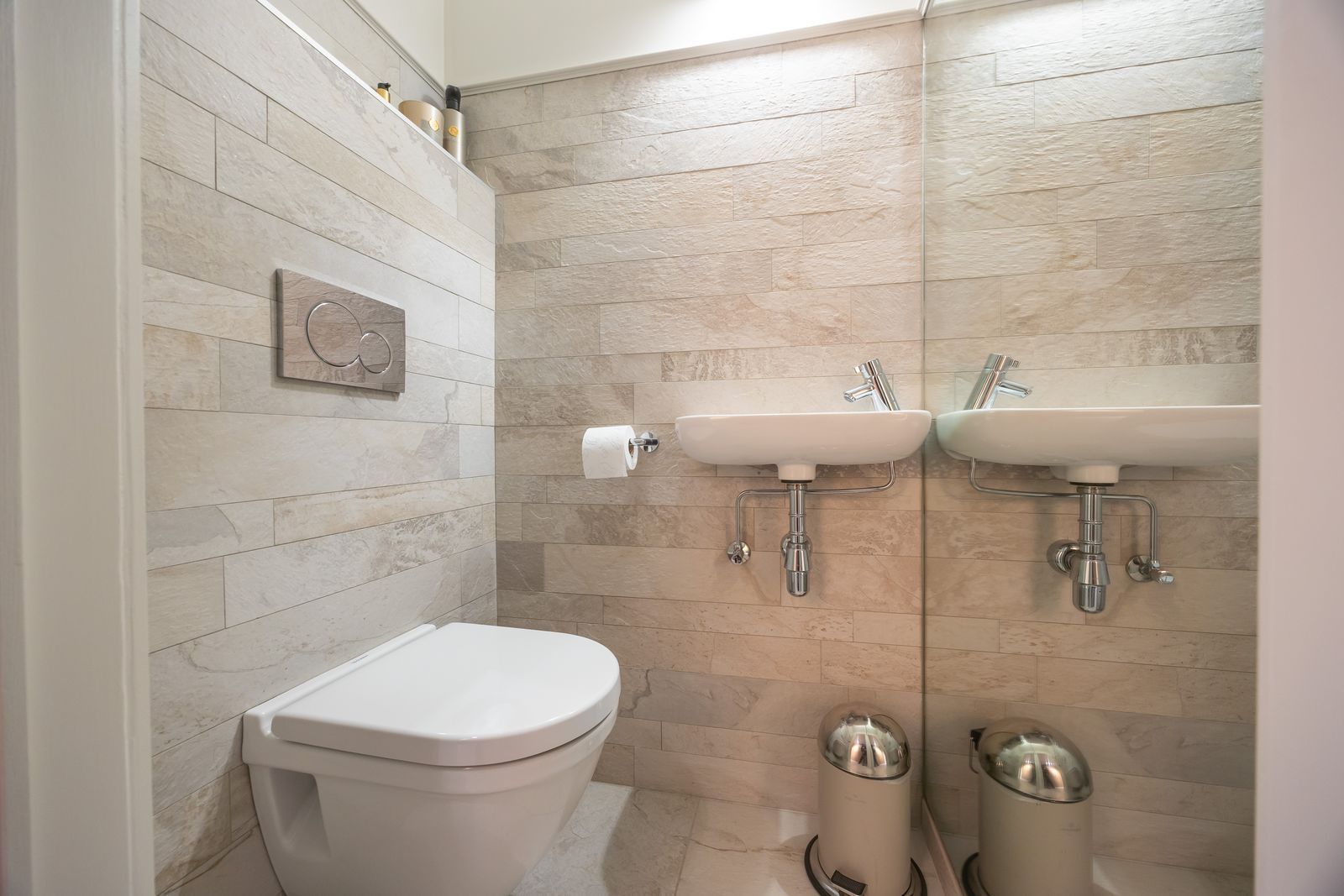 Stijlvol en ruim appartement met 1 slpk pal aan het strand foto 11