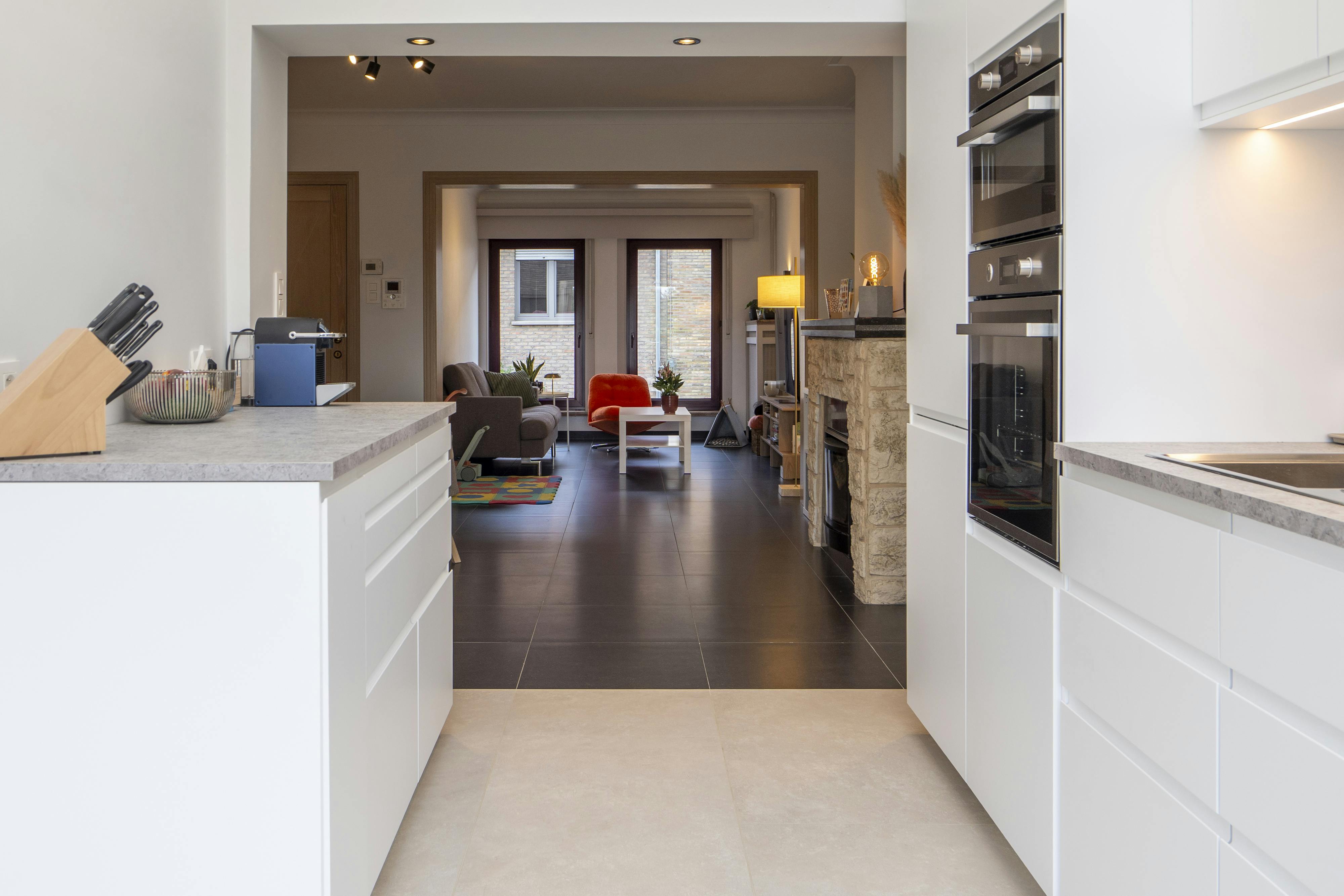 Leuke instapklare bel-etage woning te koop in Wevelgem! foto 8