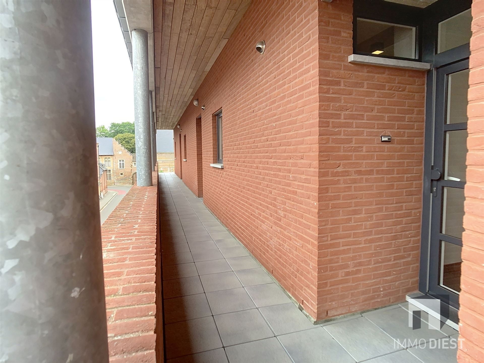 Spatieus appartement op een topligging foto 34