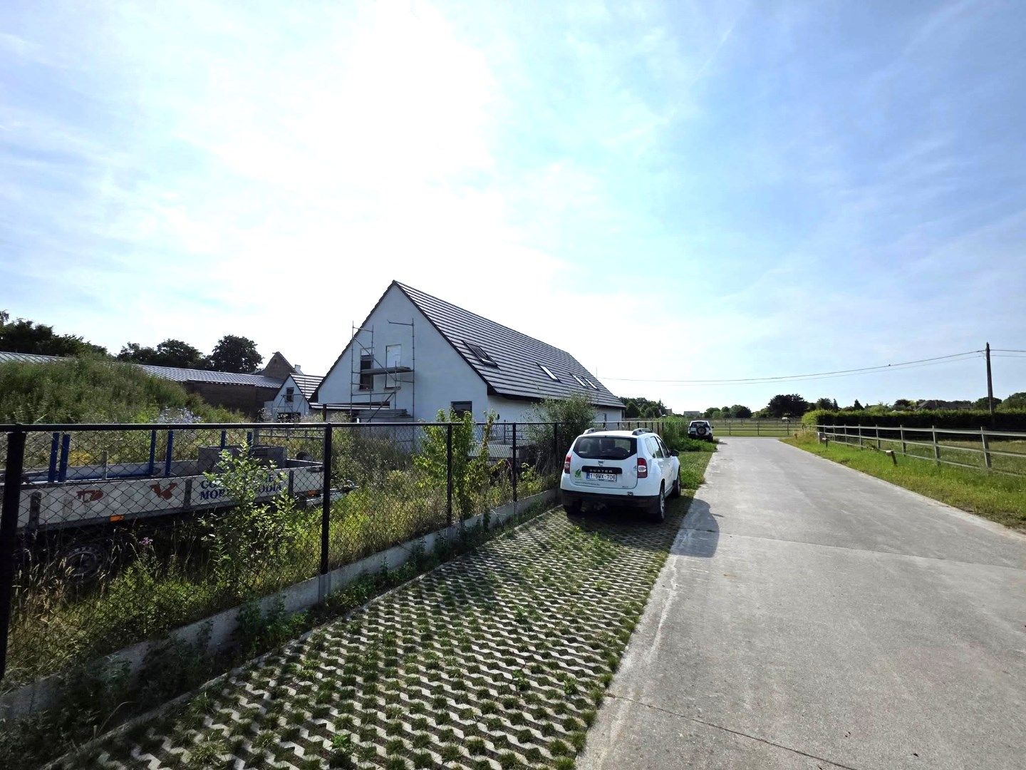 Ruime nieuwbouwvilla + hangar. foto 25