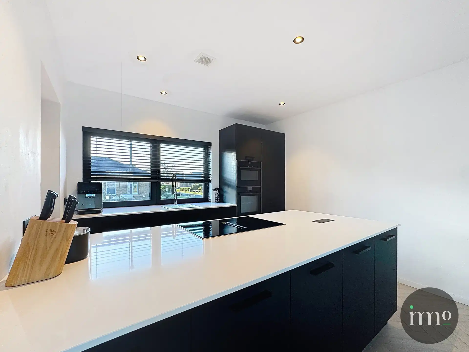 Mooi gerenoveerde woning op topligging in Lennik! foto 6