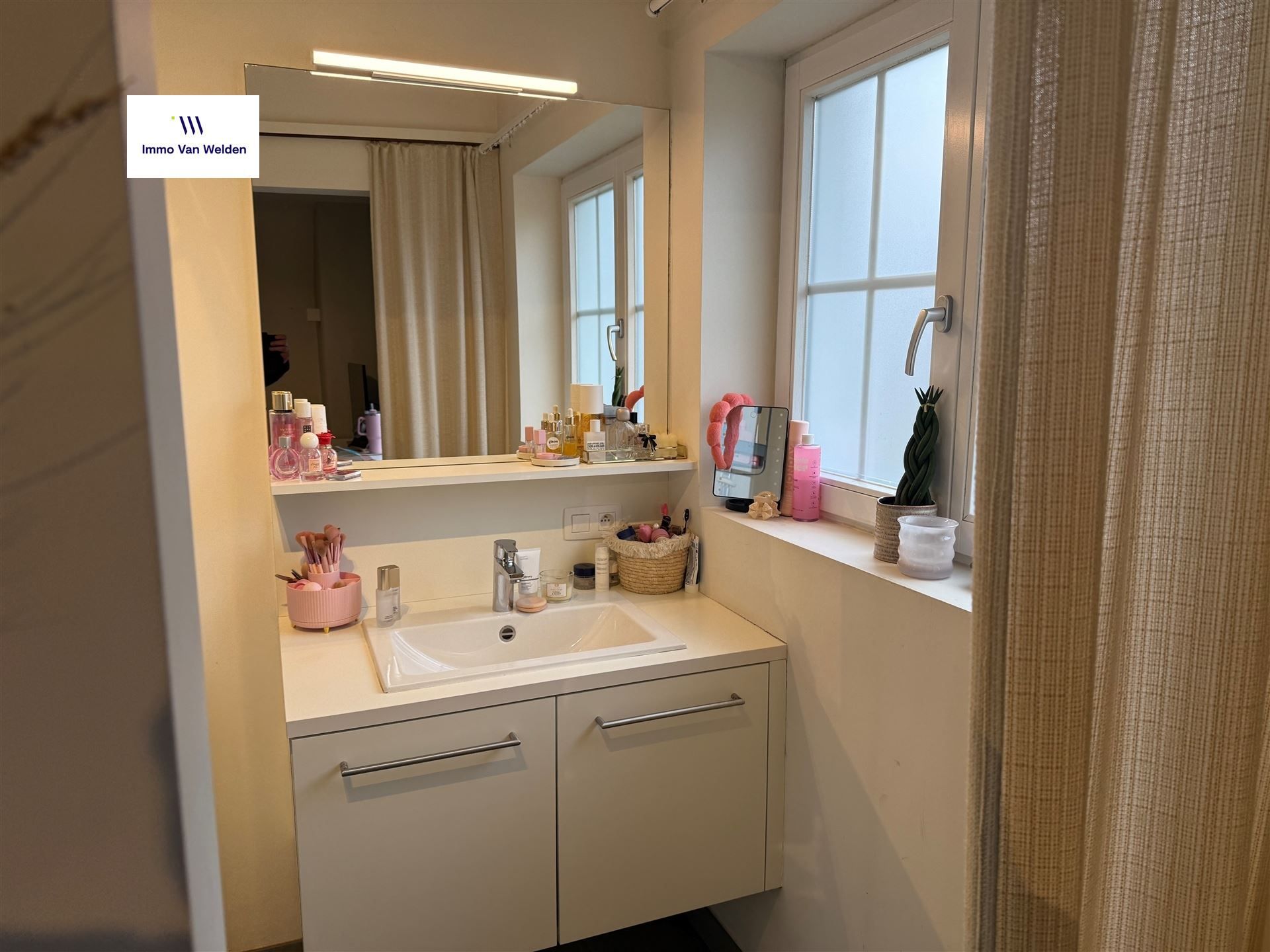 Rustig gelegen villa in groene wijk van Oudenaarde, op wandelafstand van het centrum
. foto 17