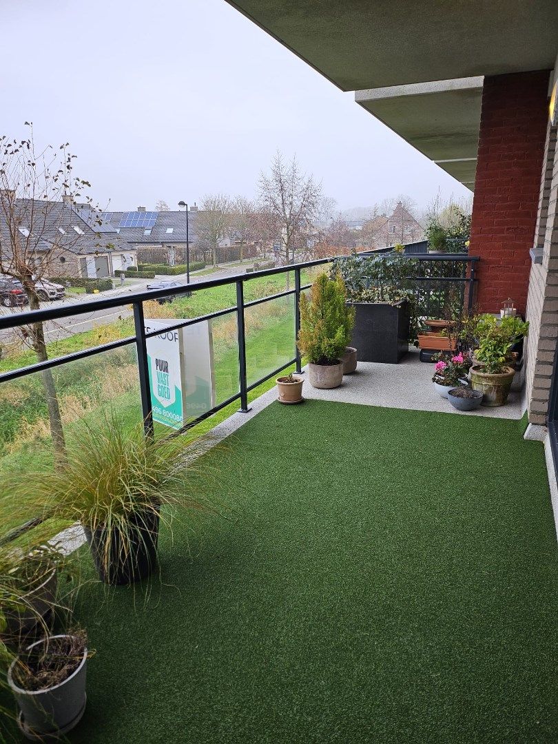 Recent en energiezuinig appartement met mooi terras in rustige residentie nabij de Damse Vaart. foto 7