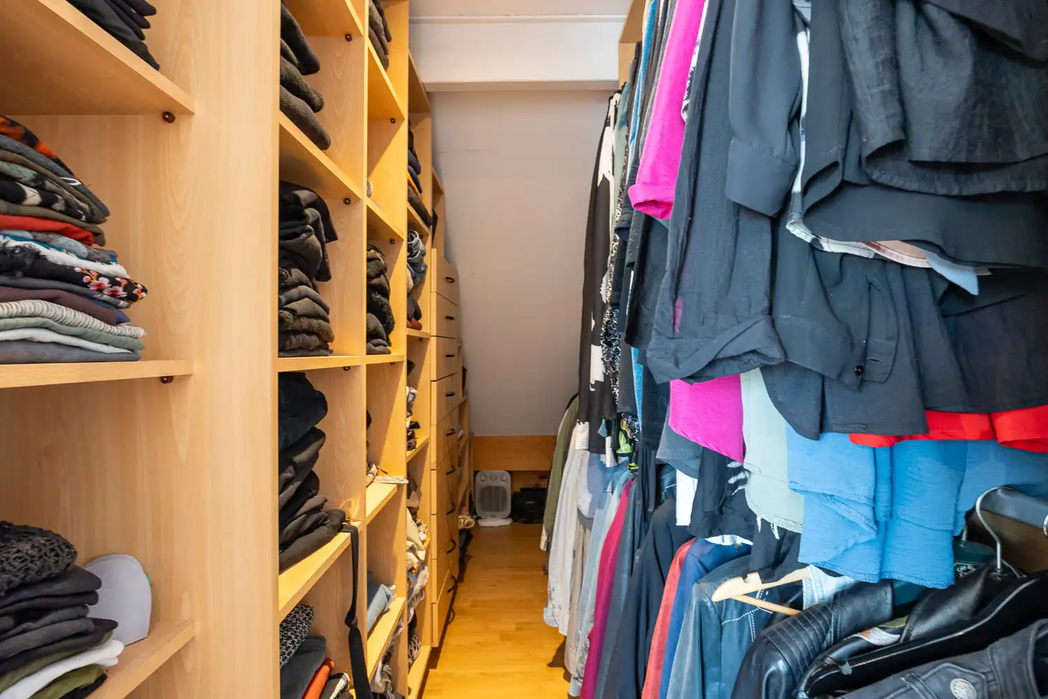 Karaktervolle villa met prachtige tuin en zwembad in doodlopende straat foto 23