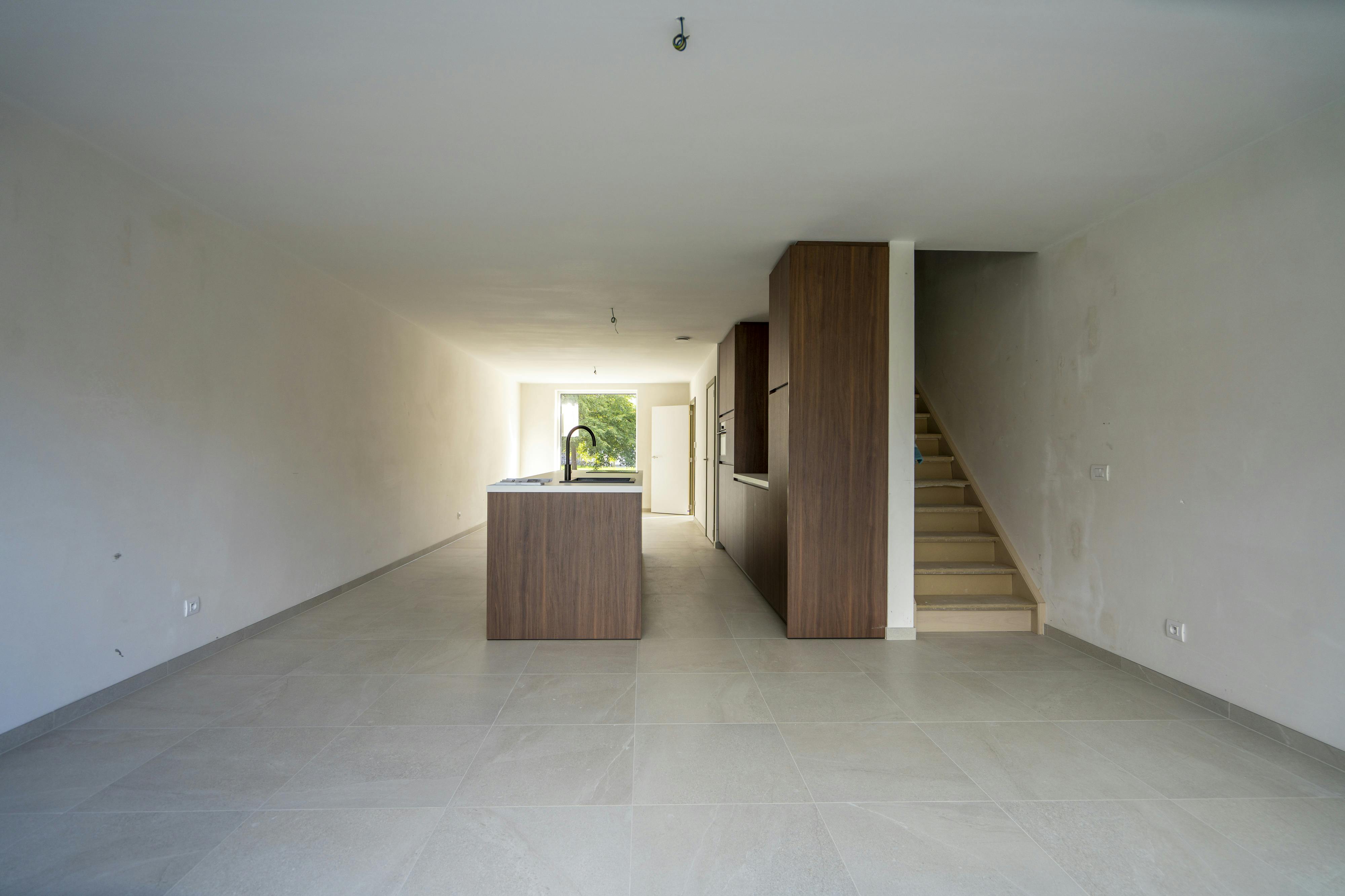 Nieuwbouwwoning met 4 slaapkamers te koop centrum Kortrijk foto 7