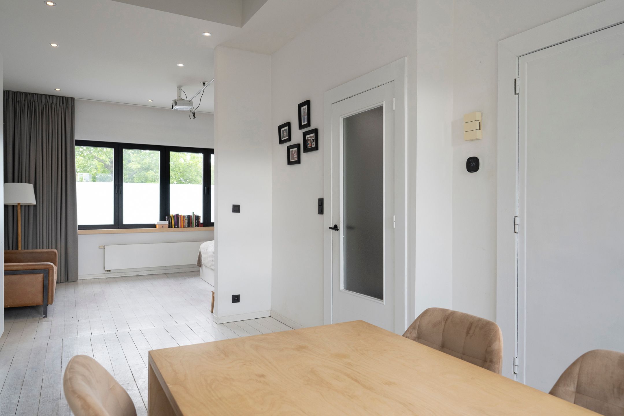 Moderne kantoorruimte + appartement met terrassen foto 12