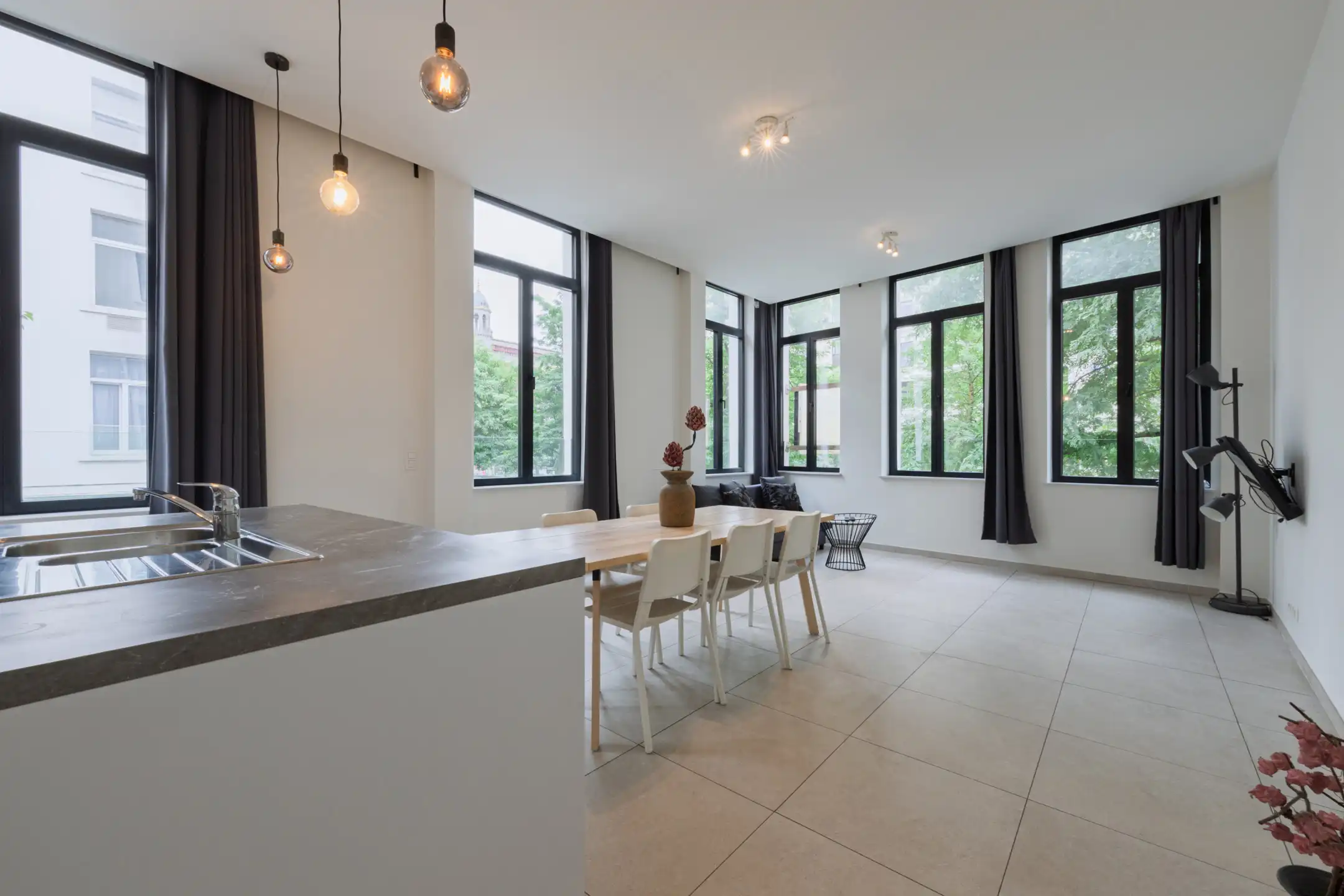 ANTWERPEN CENTRUM - Appartement nabij Centraal Station foto 2