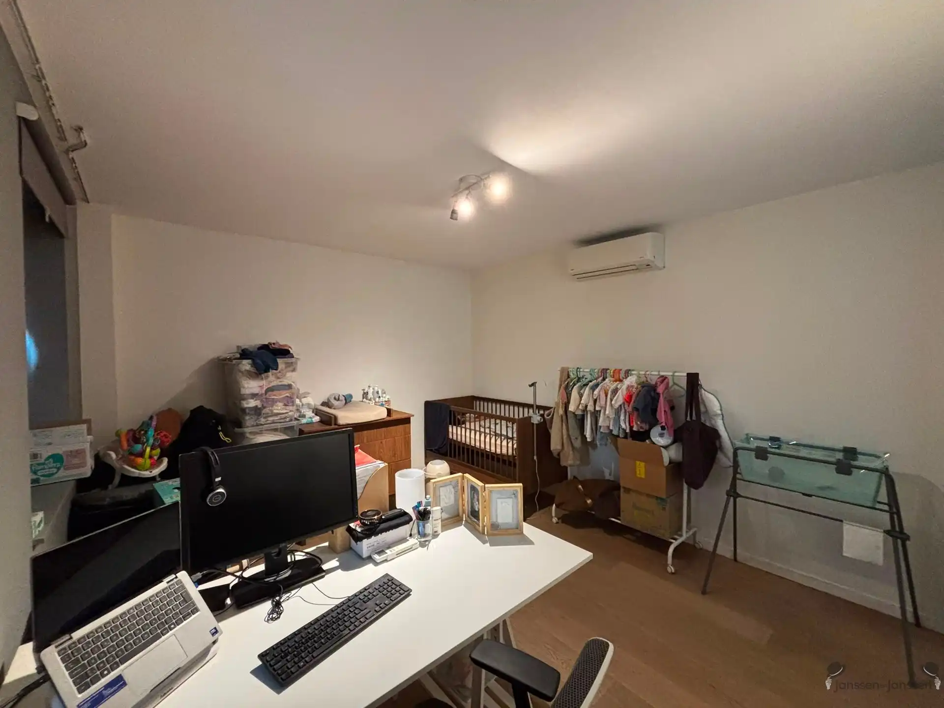 Ruim prachtig afgewerkt appartement met 3 slaapkamers en groot terras te huur in Boom foto 10