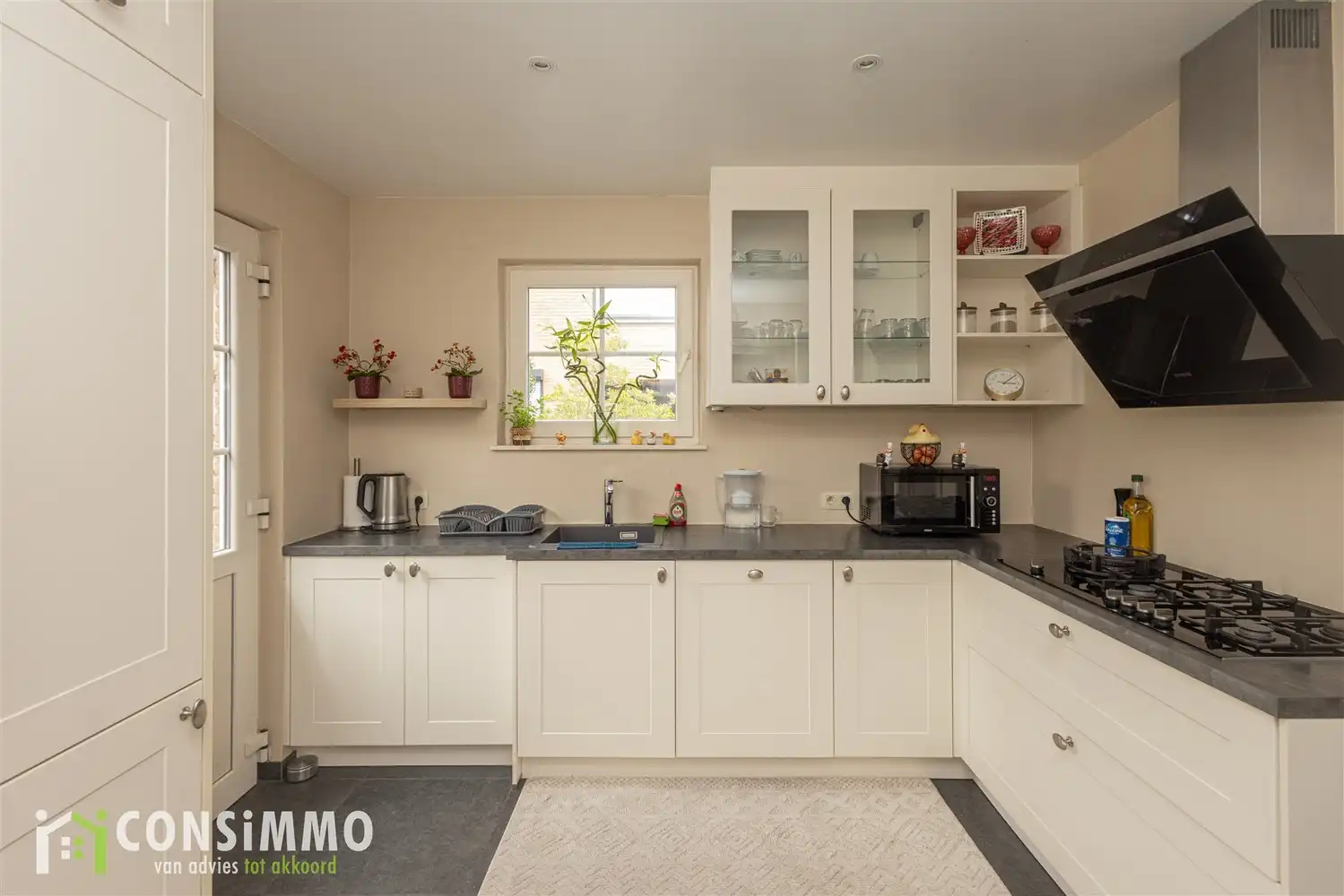 Instapklare, gelijkvloerse woning met 3 slaapkamers in Bilzen! foto 13