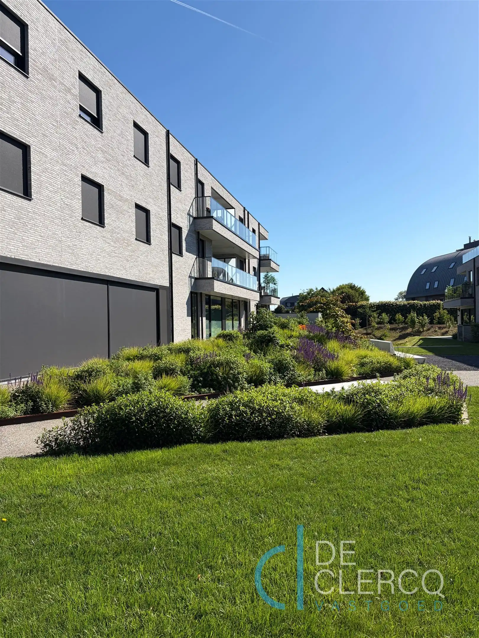 Perfect onderhouden appartement + garage te huur, Lochristi! foto 19