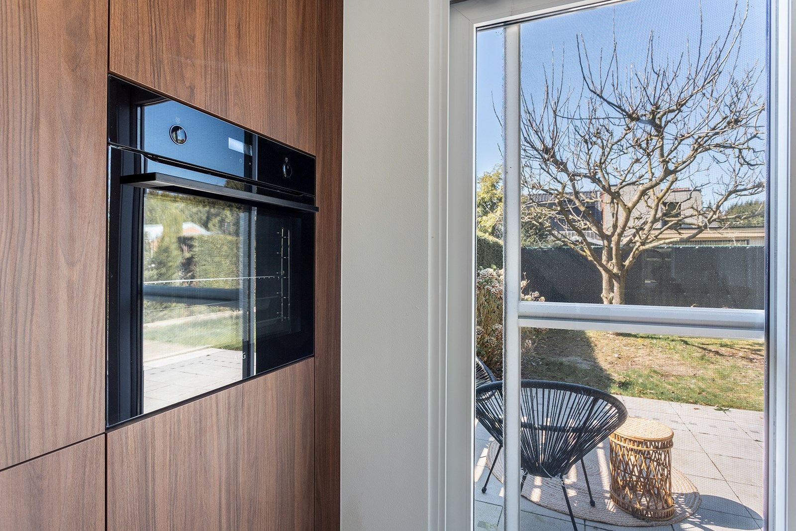 Nét gerenoveerde woning met aangename tuin  foto 12