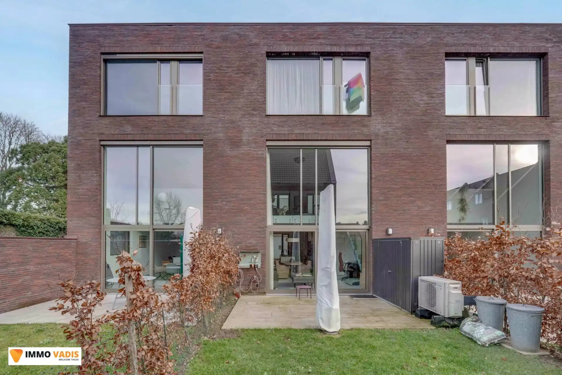 Exclusief herenhuis in Oud-Rekem foto 14