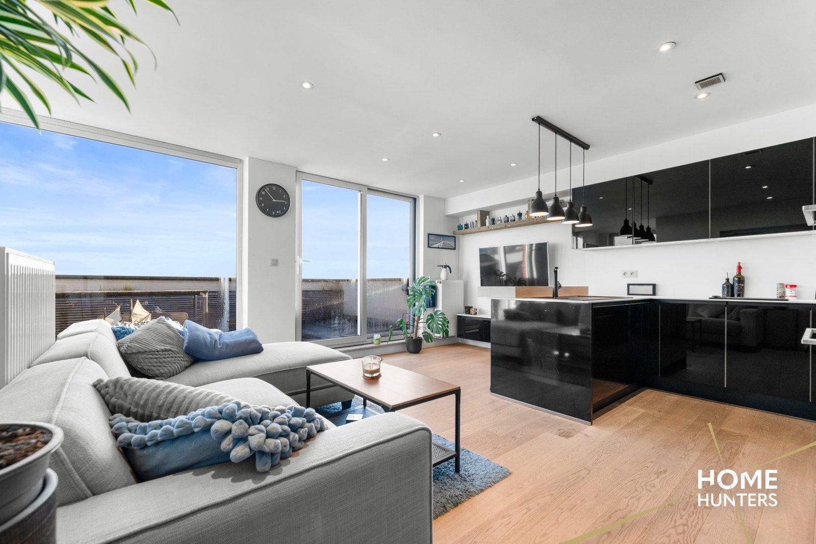 Gezellig gemeubeld appartement met ruime, zonnige terrassen te Zeebrugge foto 6