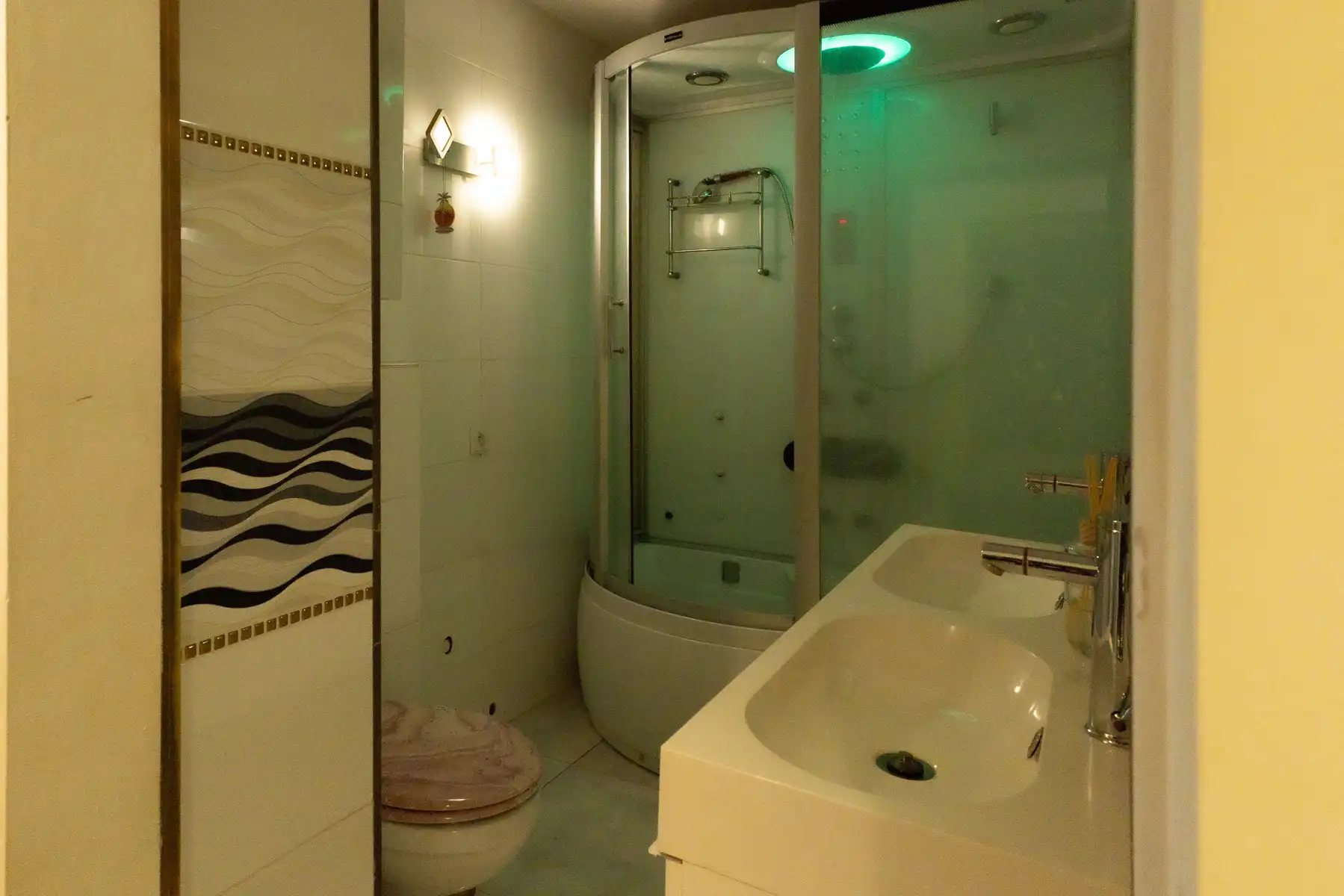 Woning met renovatiepotentieel en ruwbouw gelijkvloers in Morkhoven foto 9