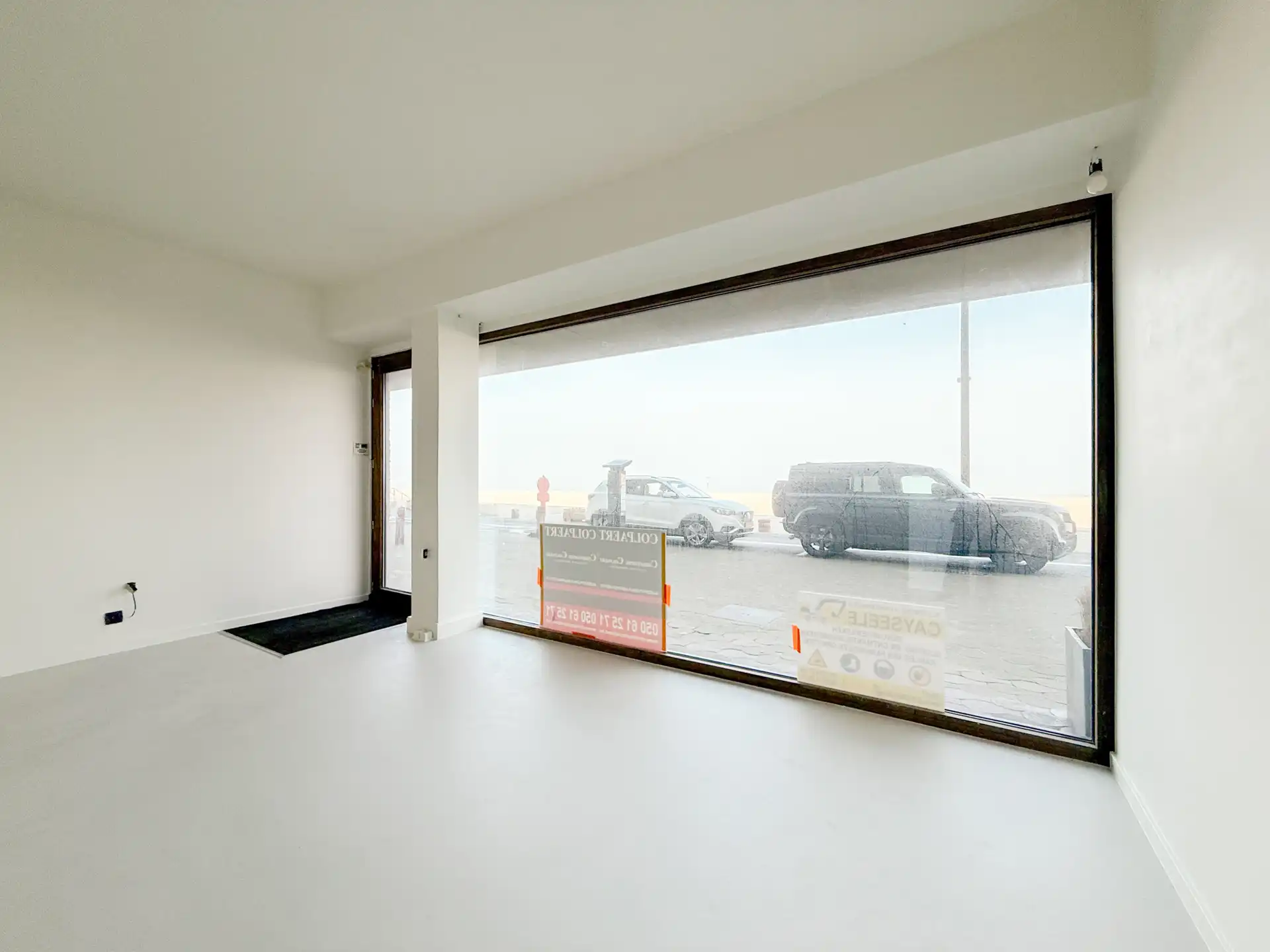 Handelspand gelegen op de ZEEDIJK, vlakbij het Albertplein foto 7