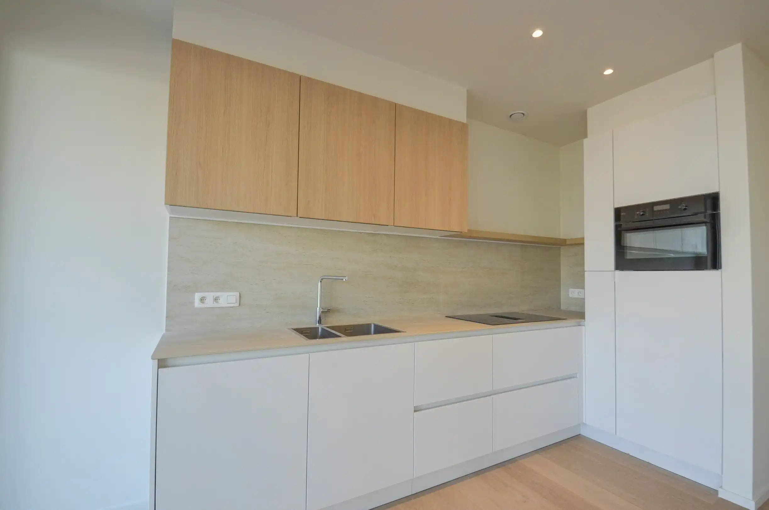 Nieuwbouw: Licht en modern nieuwbouwappartement met terras nabij Duinenwater. foto 13