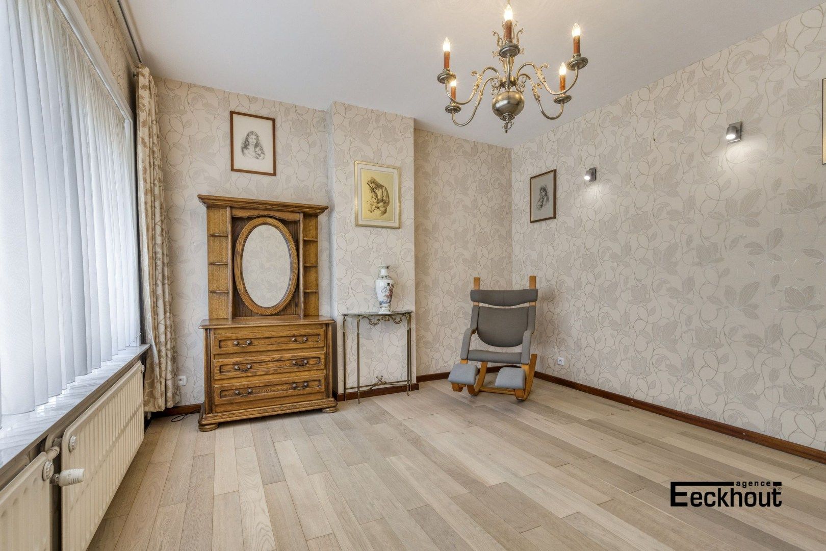 Zeer ruime woning met veel potentieel! foto 10