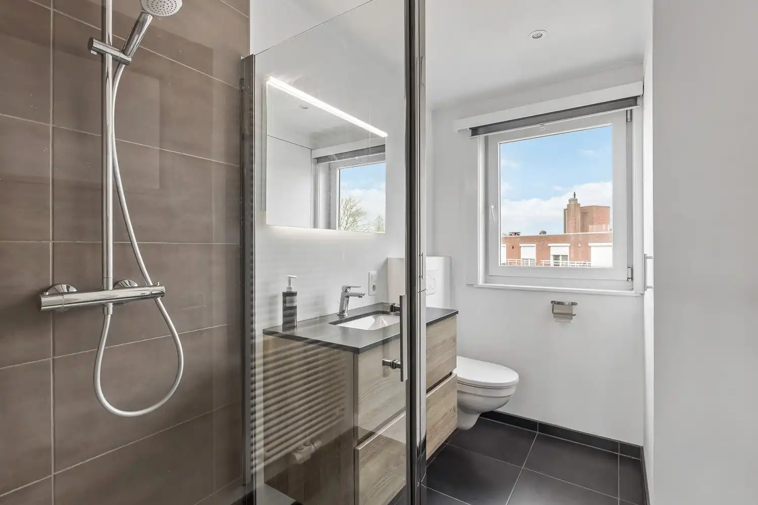 Appartement met 2 slpkrs in centrum Hombeek foto 8