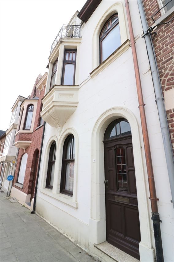 Label D, vlakbij Basiliek, authentiek, nieuw dak foto 12