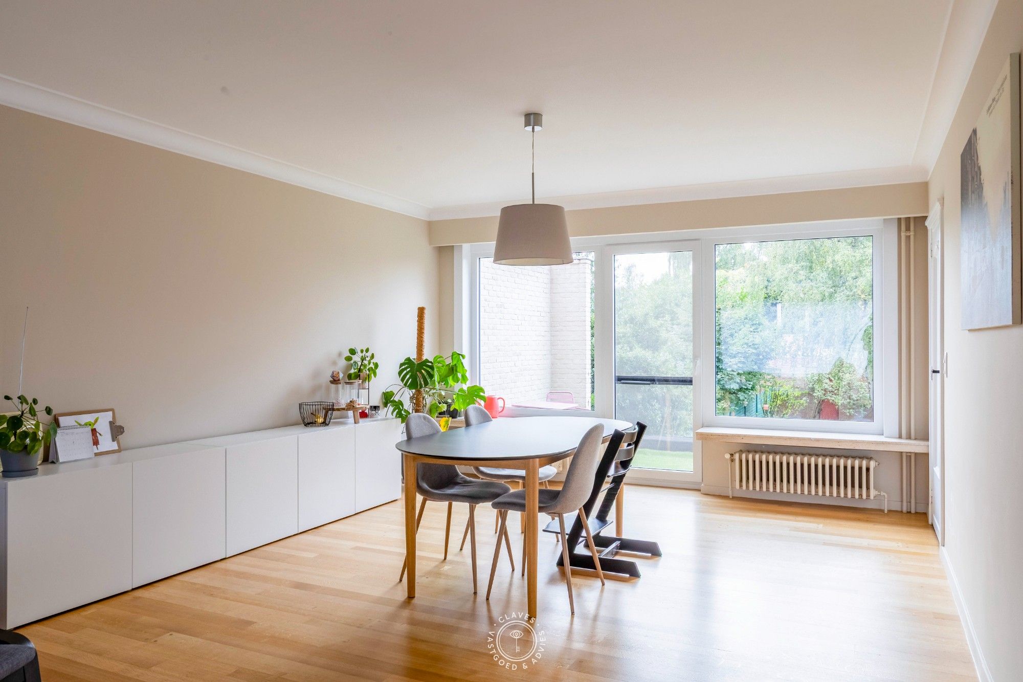 Ruime gezinswoning met karakter, garage en zonnige tuin foto 6