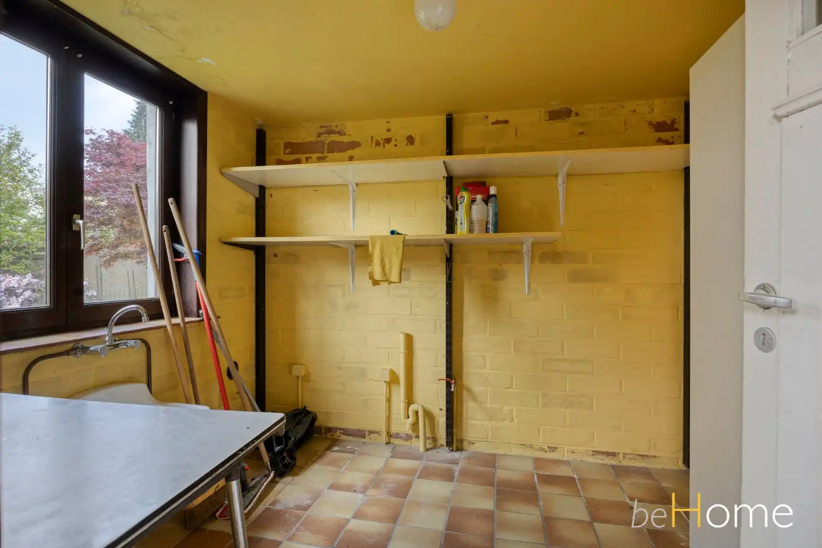 TE KOOP - Ruime 2-gevelwoning met praktijkruimte en uitzonderlijk potentieel in het hart van Merchtem foto 23