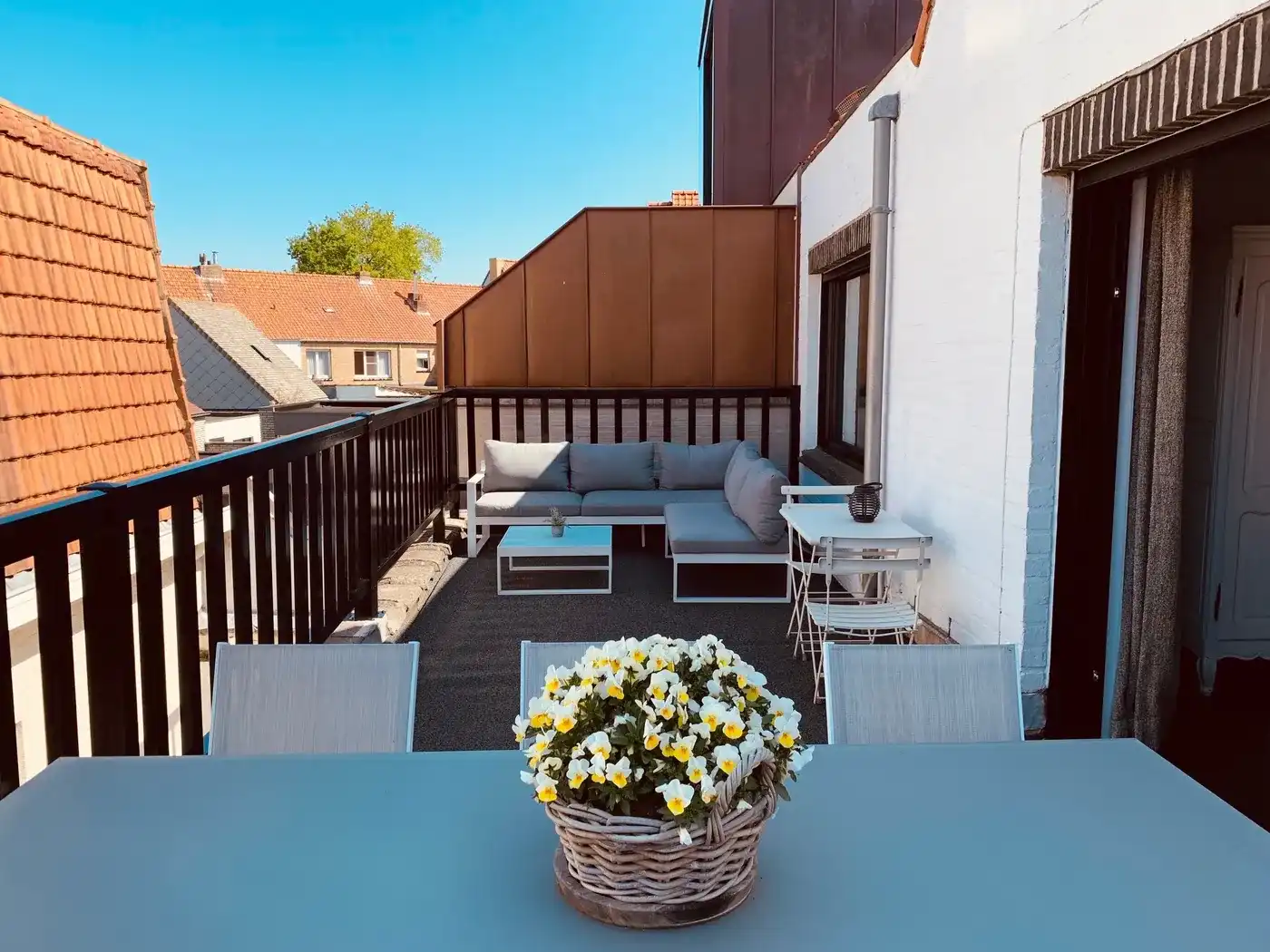 Charmante hoekwoning met prachtig uitzicht over de polders aan het Oosthoekplein foto 8