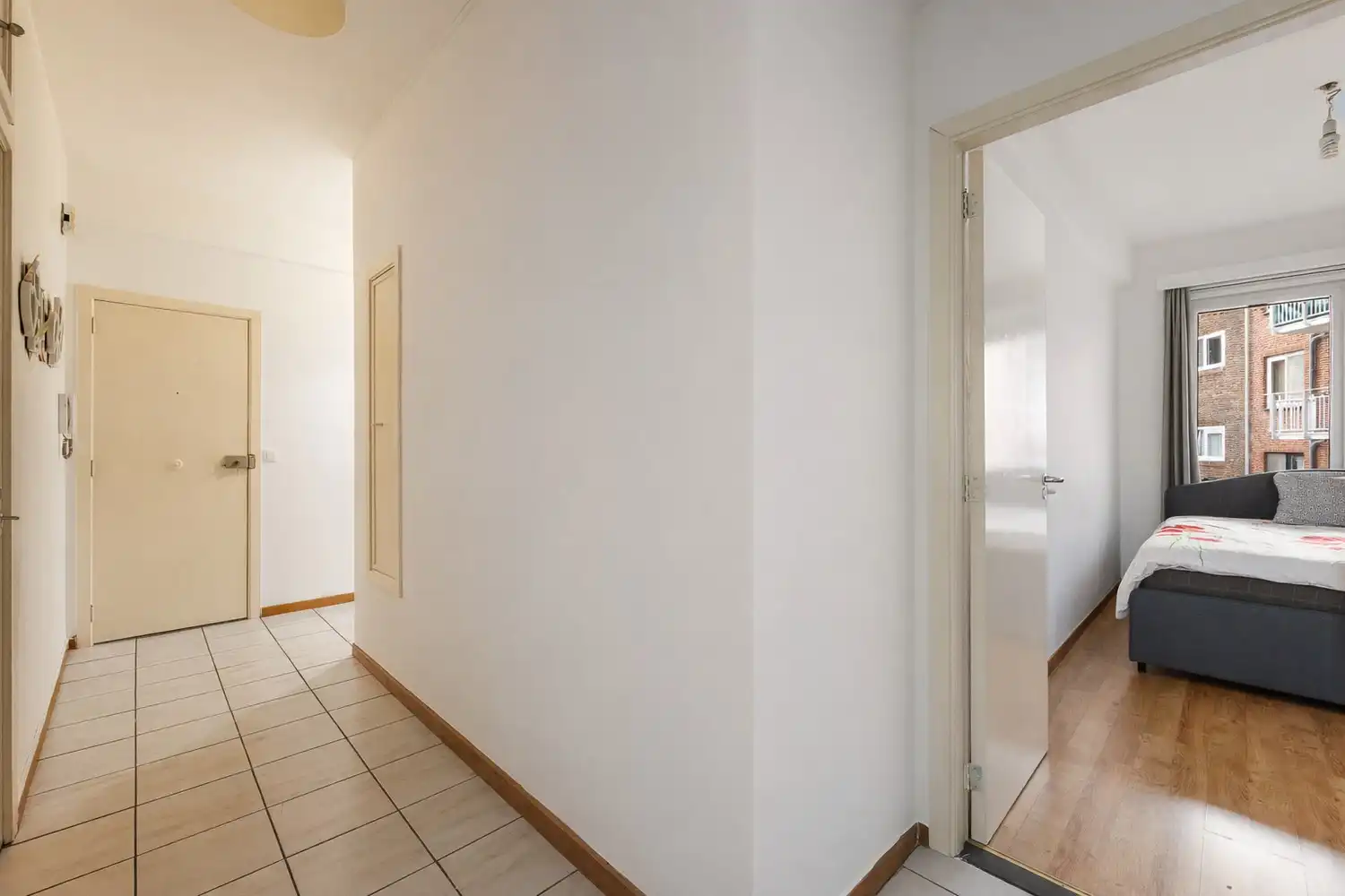 Instapklaar appartement met terras en 2 slaapkamers (ca. 90 m²). foto 13